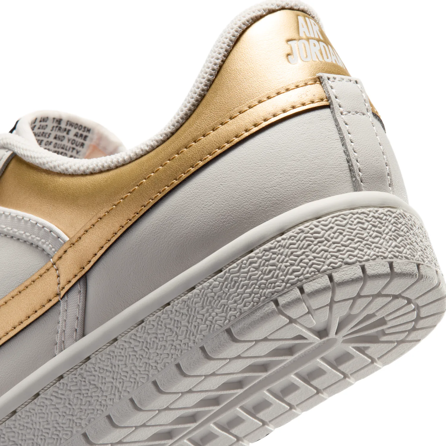 Air Jordan Skyline Low image 8
