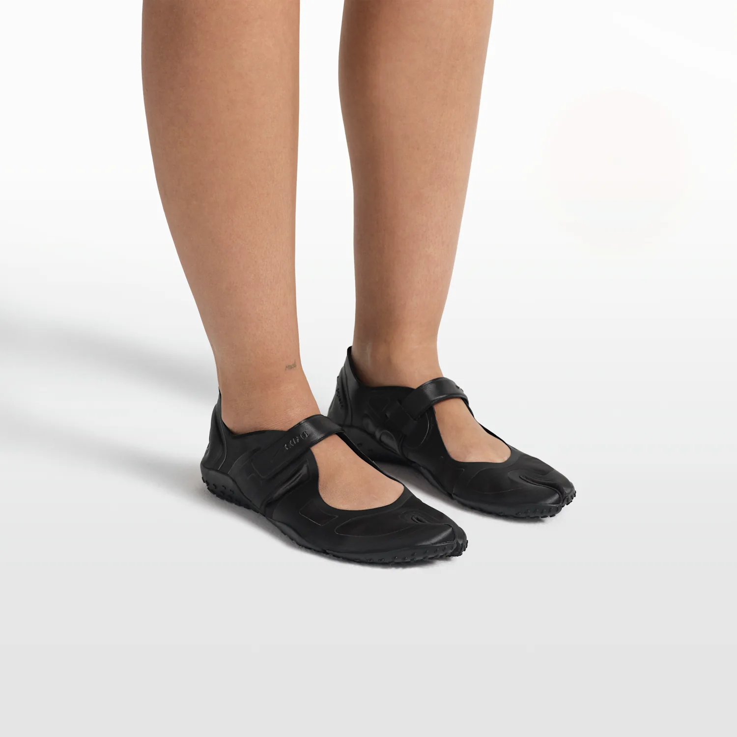 NikeSKIMS Rift Satin image 13