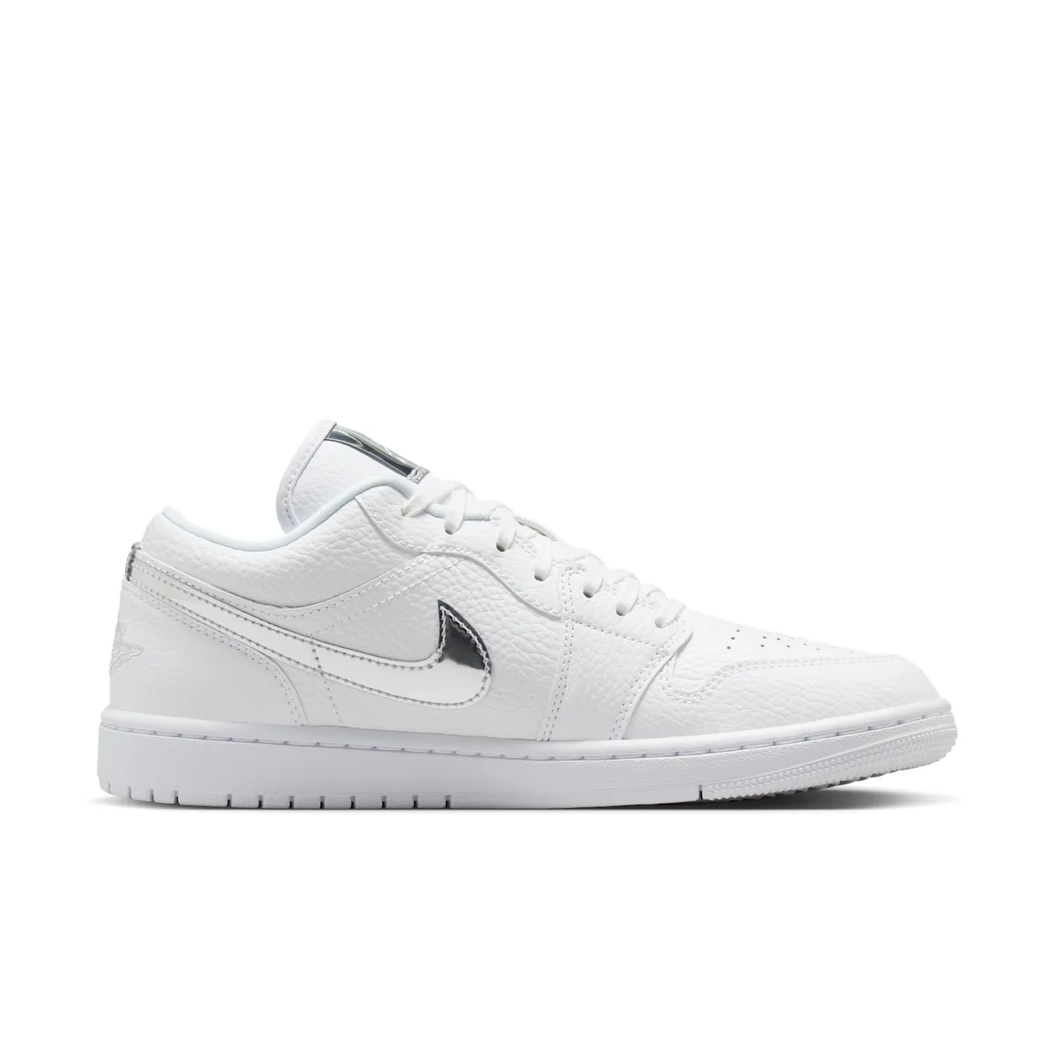 Air Jordan 1 Low SE image 3