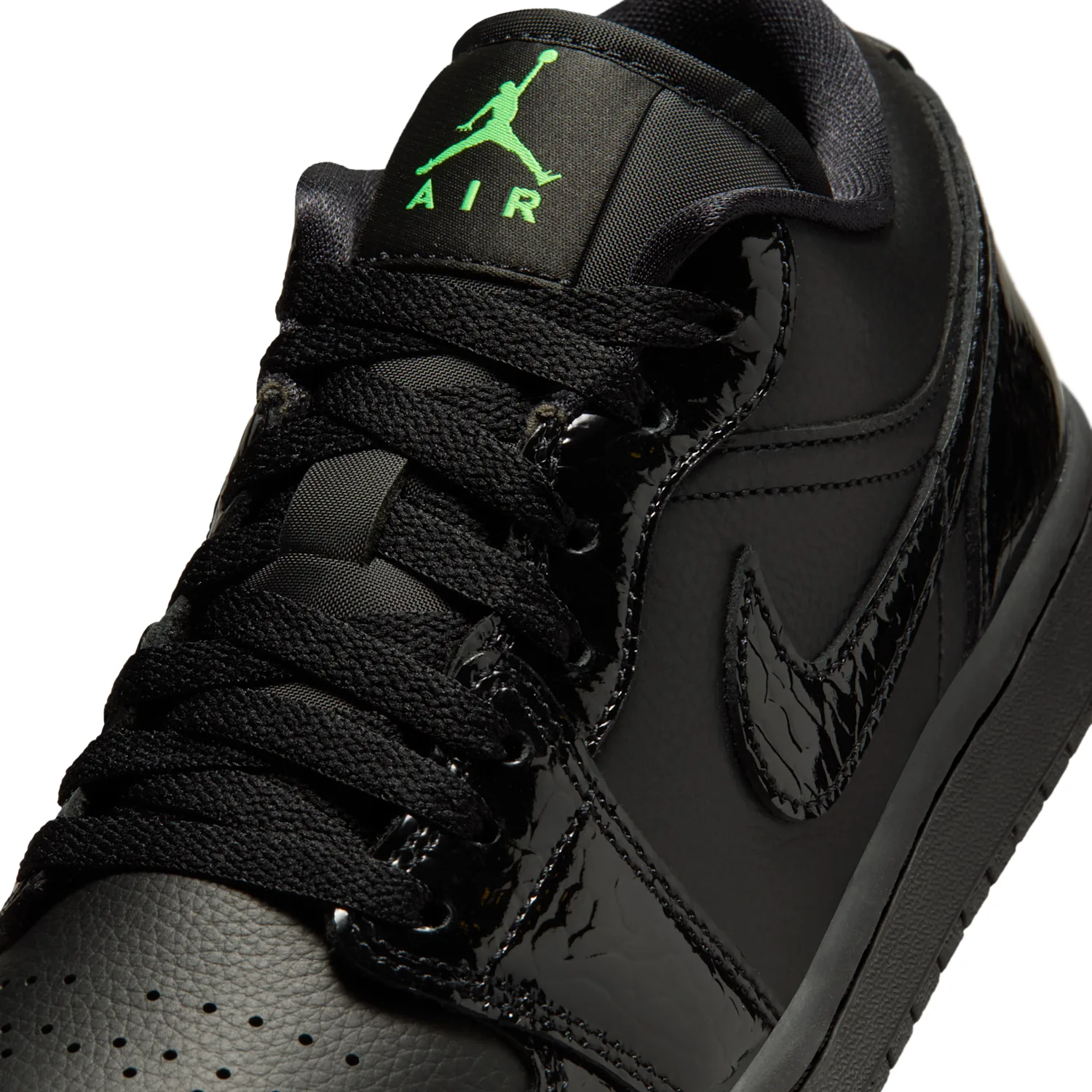 Air Jordan 1 Low SE image 7