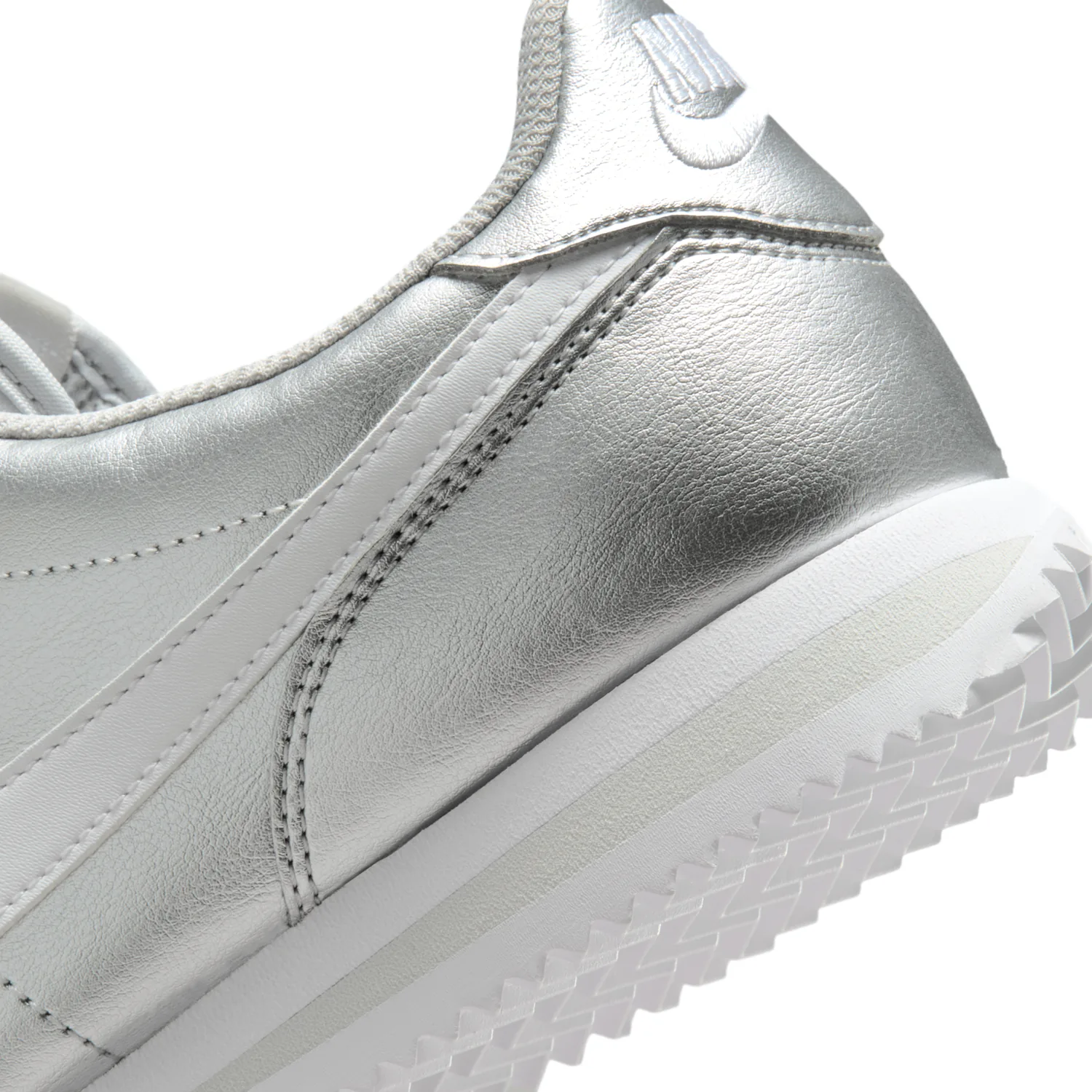 Nike Cortez image 8
