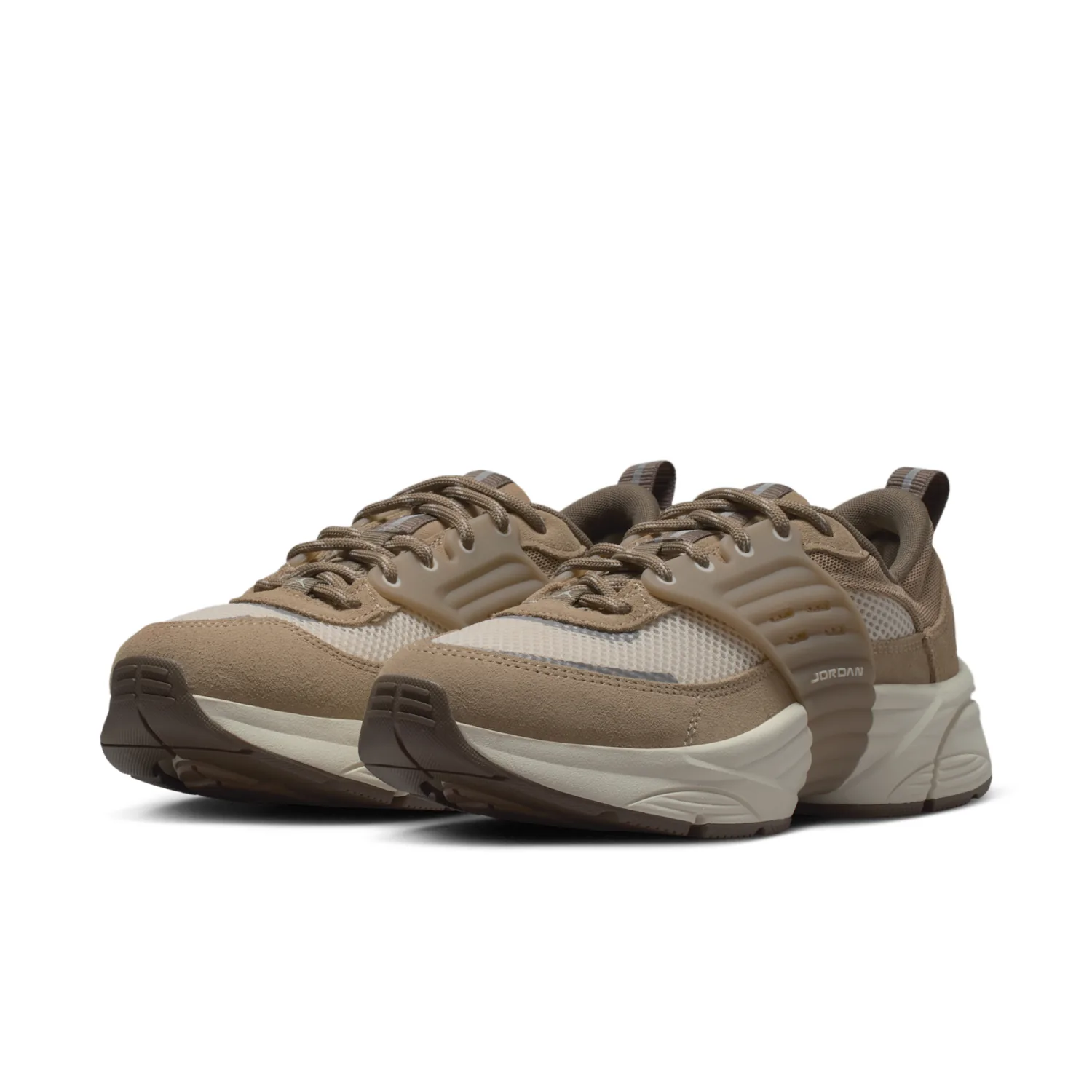 Jordan Trunner O/S image 5
