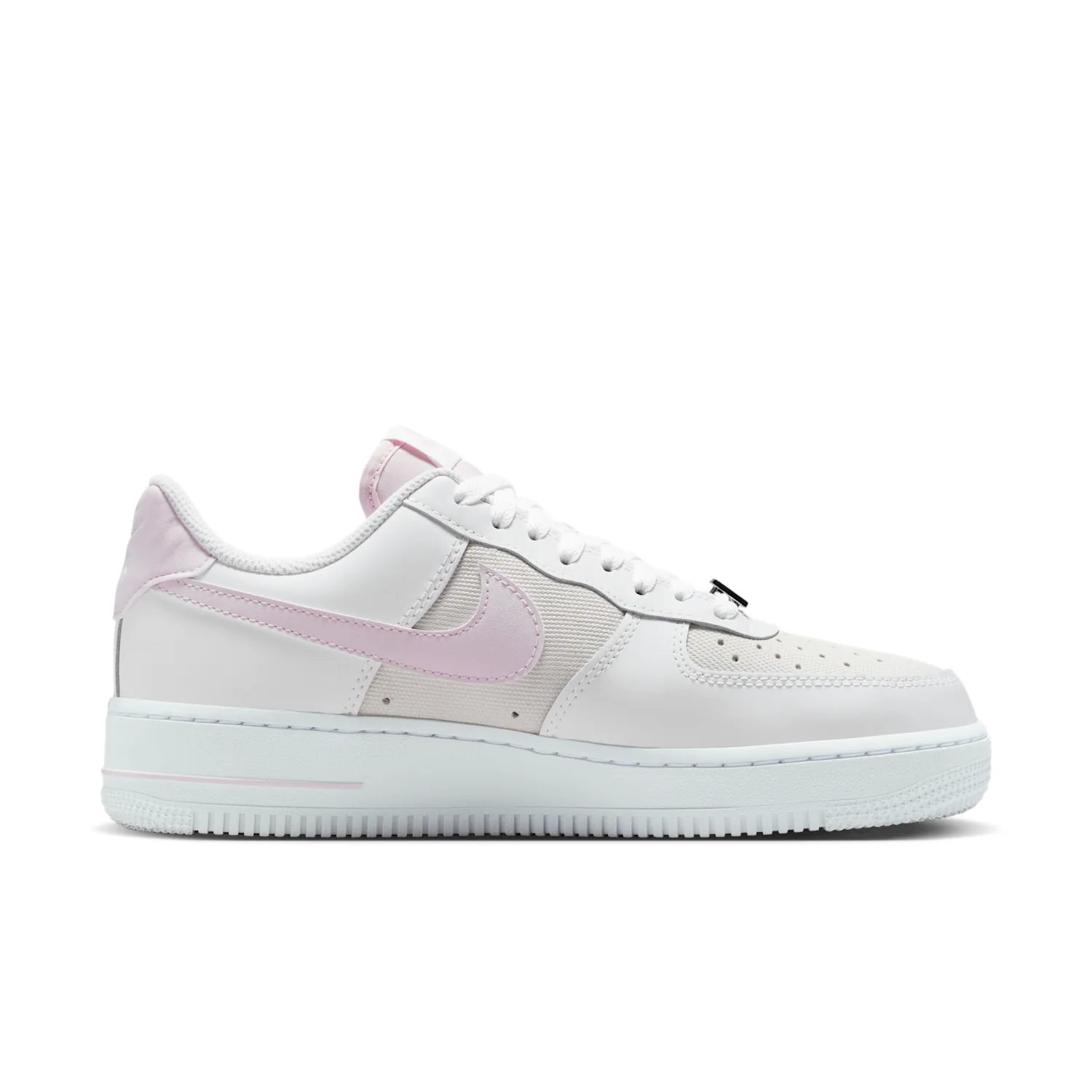 Nike Air Force 1 '07 SE image 3