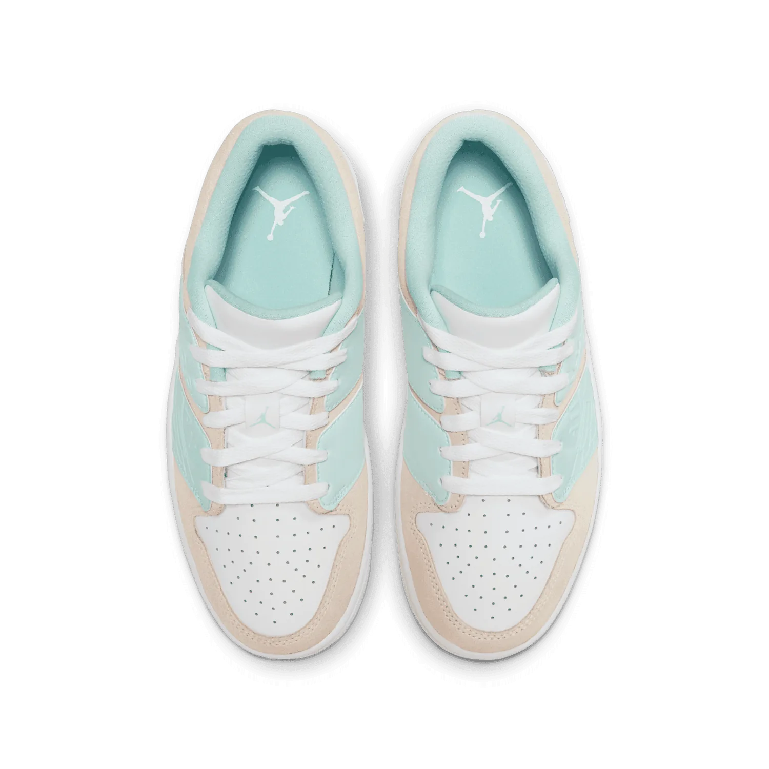 Air Jordan Nu Retro 1 Low Guava Ice Jade Ice (GS) image 3