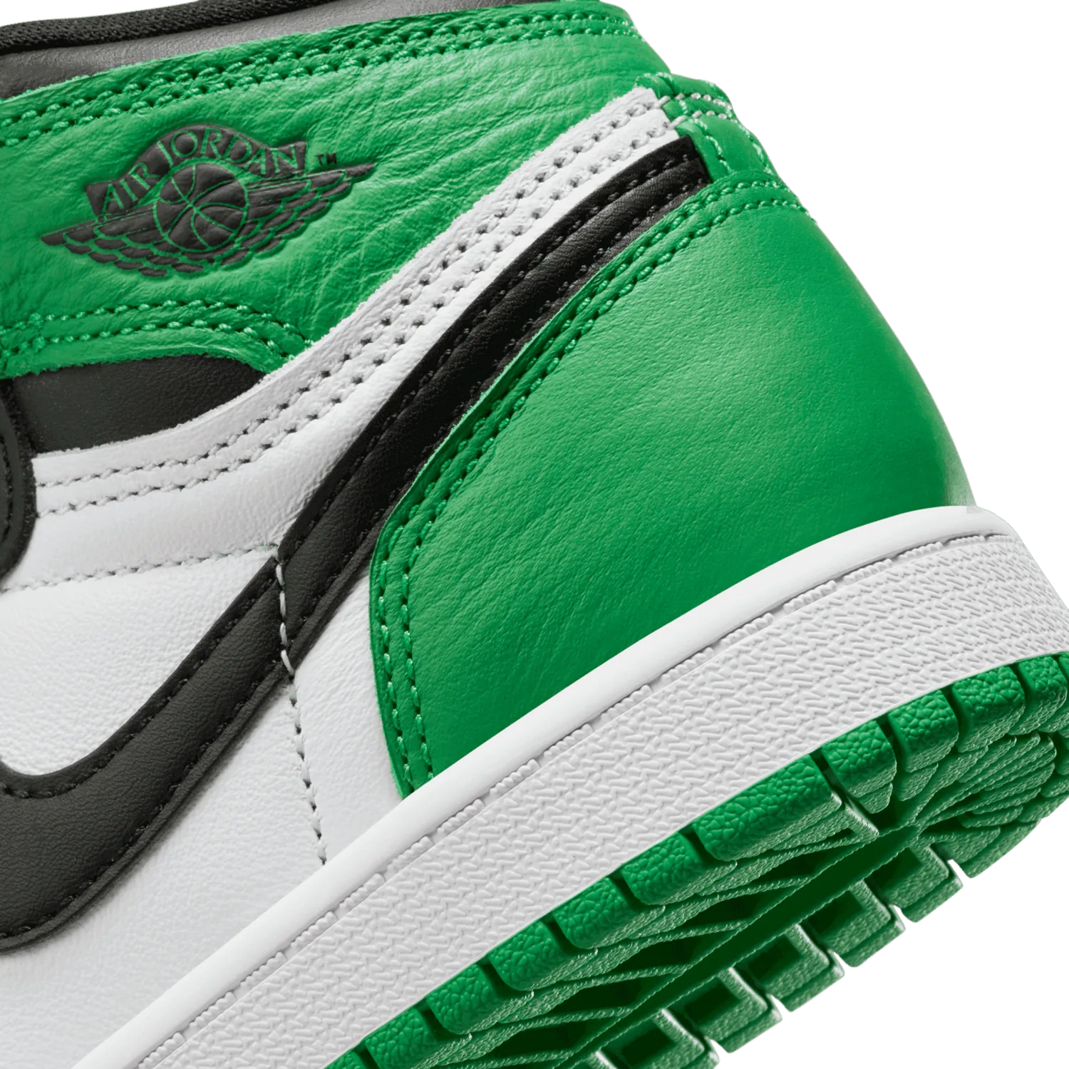 Air Jordan 1 Retro High OG Lucky Green (PS) image 7