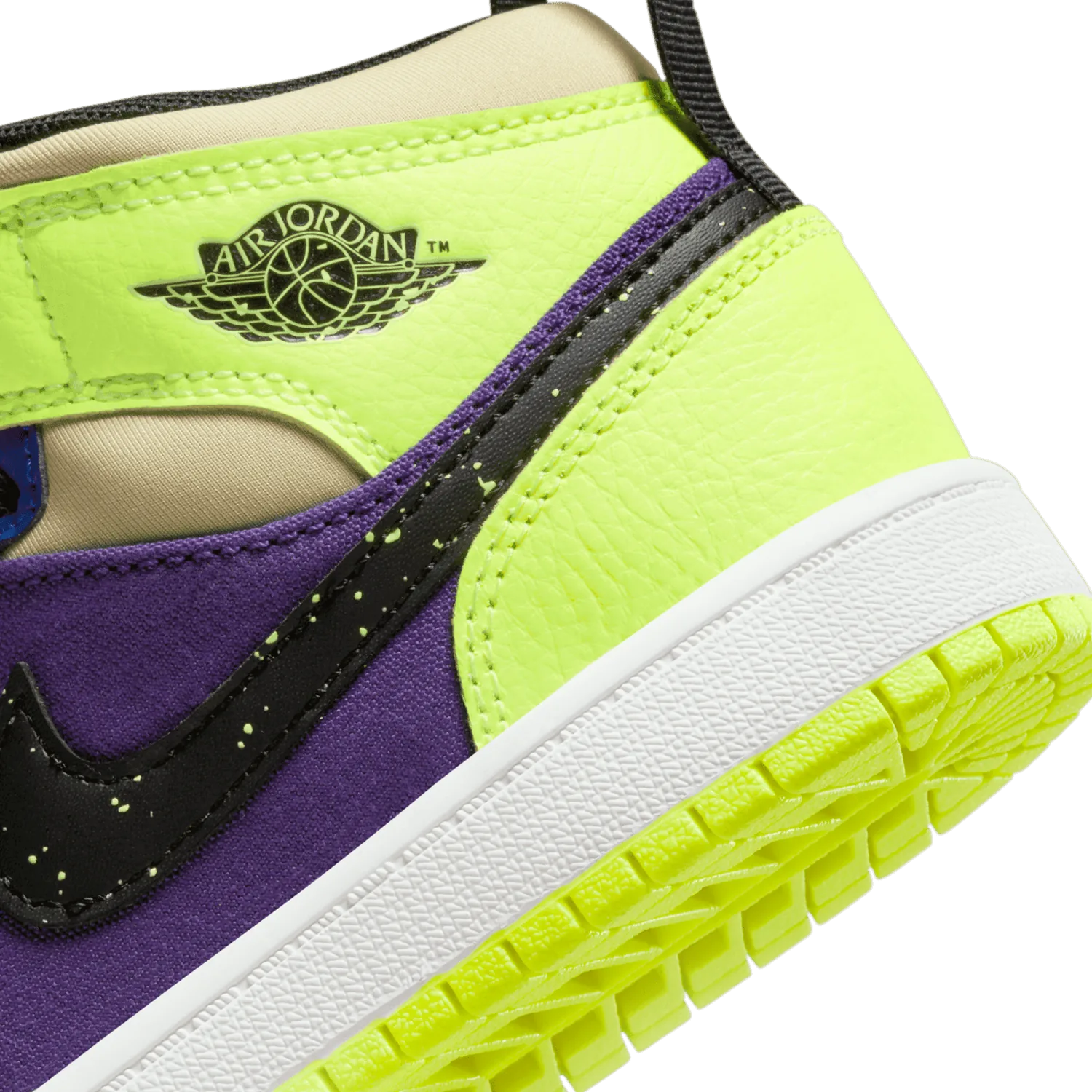 Air Jordan 1 Mid SE Super Splash (PS) image 7