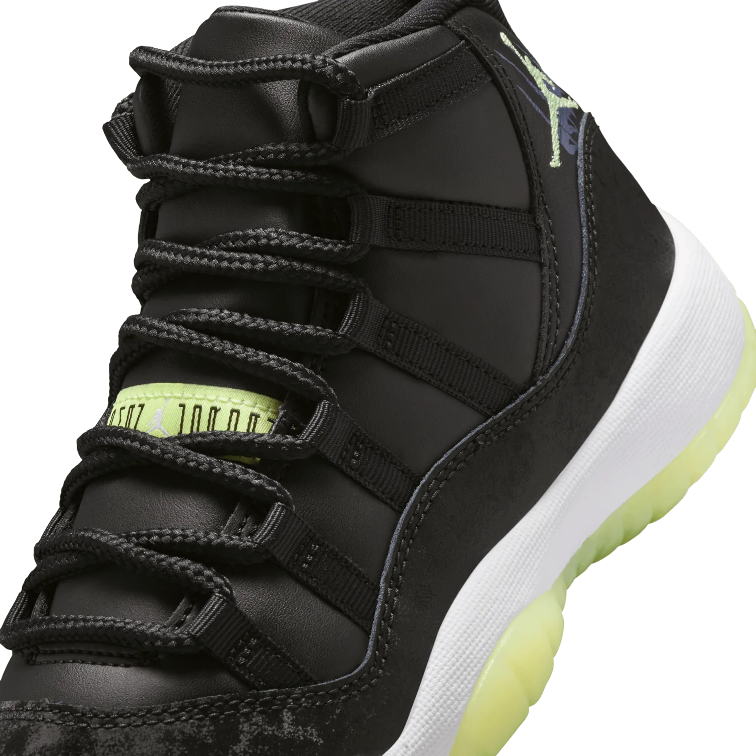 Air Jordan 11 Retro Black Dark Raisin (GS) image 4