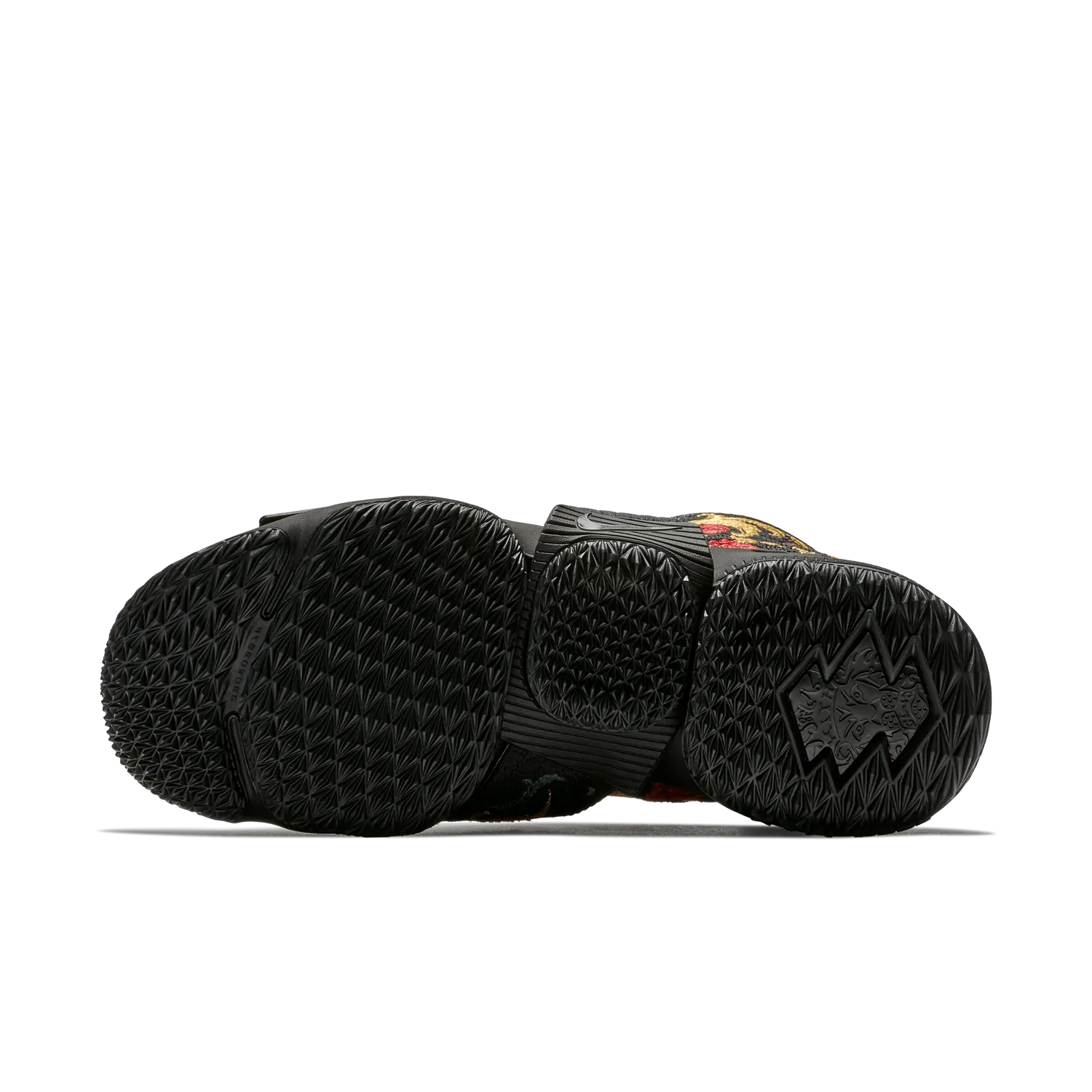Nike LeBron 15 Lifestyle KITH King's Crown image 4