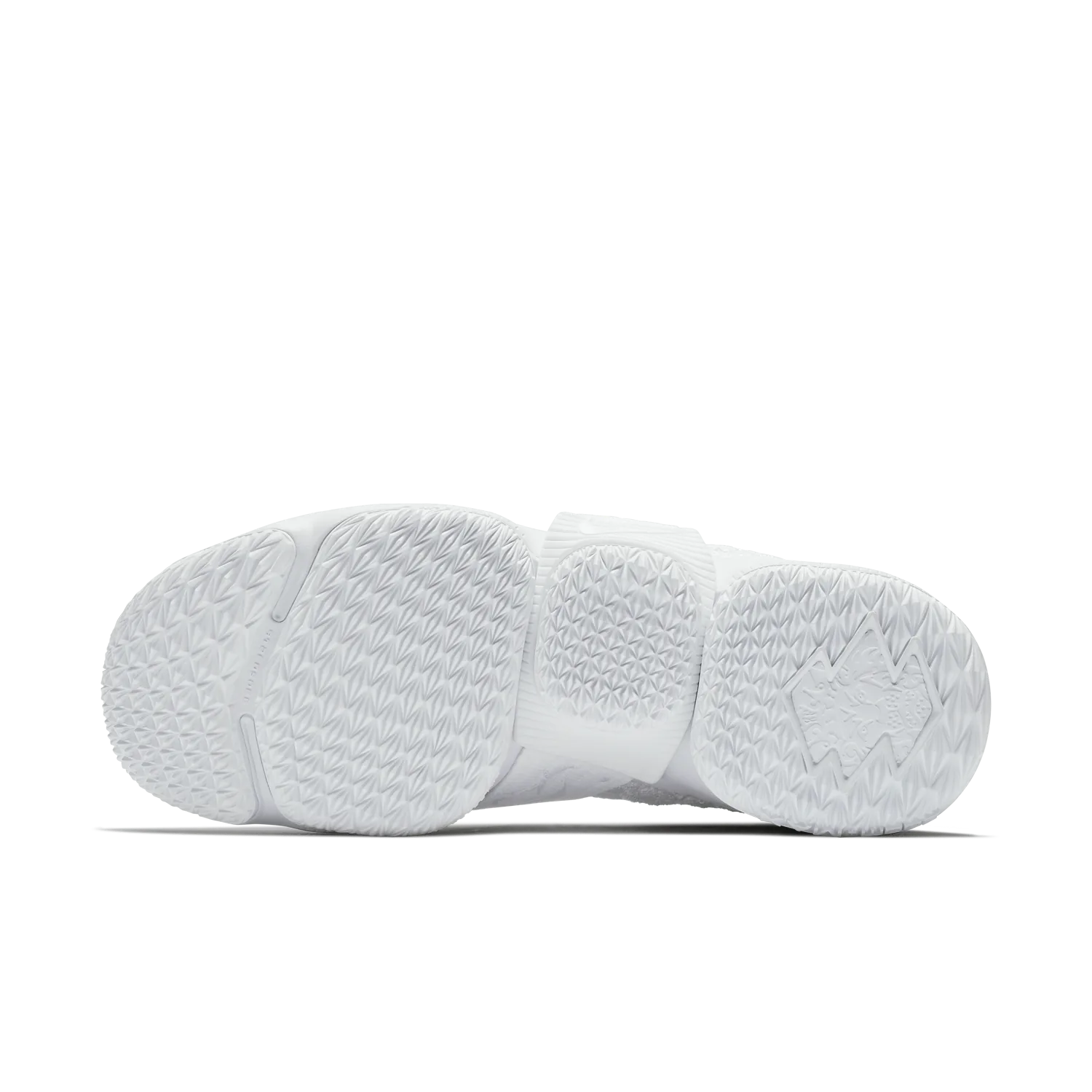 Nike LeBron 15 Lifestyle KITH City of Angels image 4