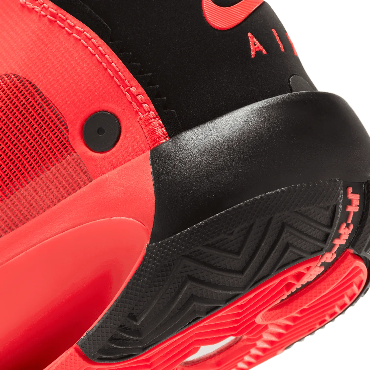 Air Jordan XXXIV Infrared 23 image 3