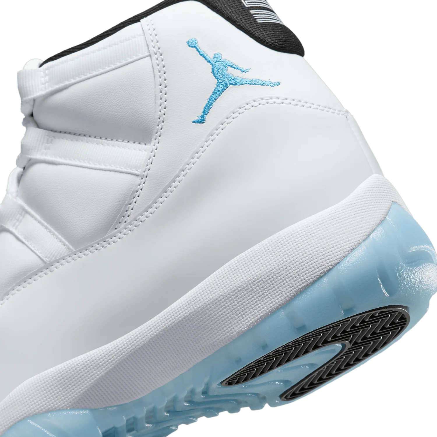 Air Jordan 11 Retro Legend Blue image 7