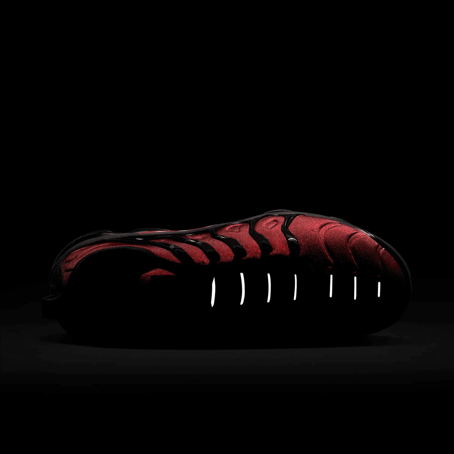 Nike Air VaporMax Plus image 6