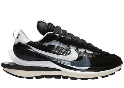 Nike Vaporwaffle sacai Black White