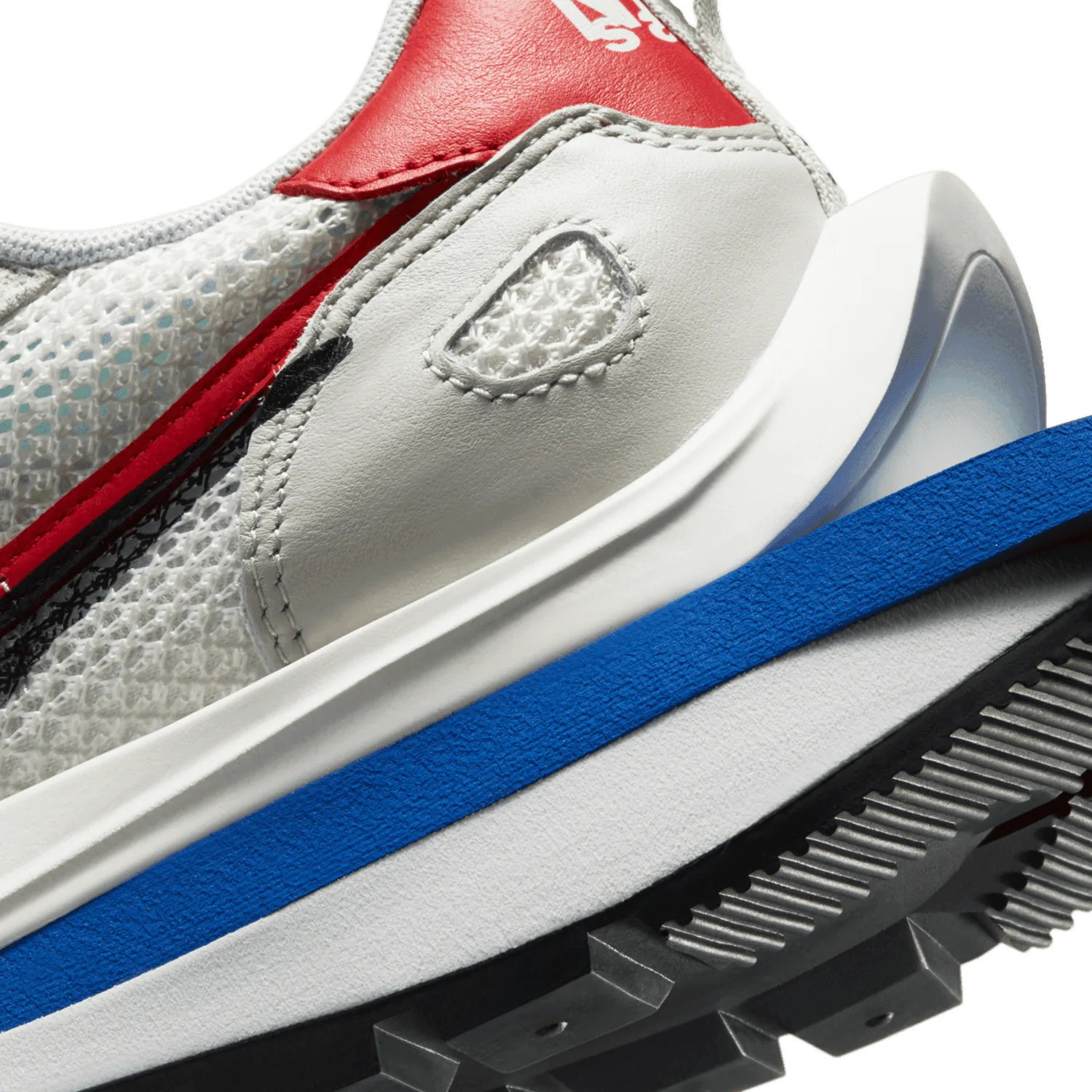 Nike Vaporwaffle sacai Sport Fuchsia Game Royal image 7
