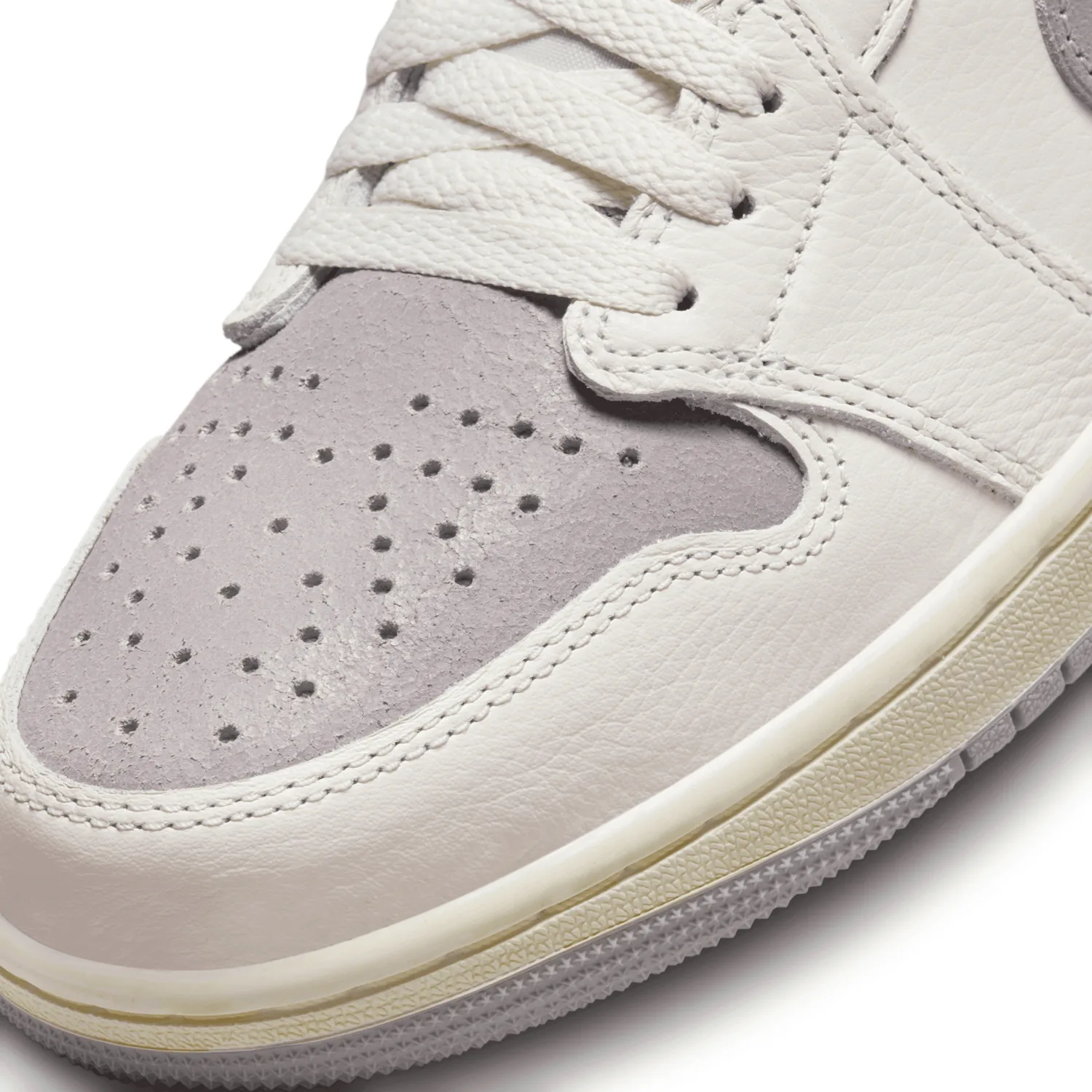 Air Jordan 1 Retro Low OG Atmosphere Grey image 7