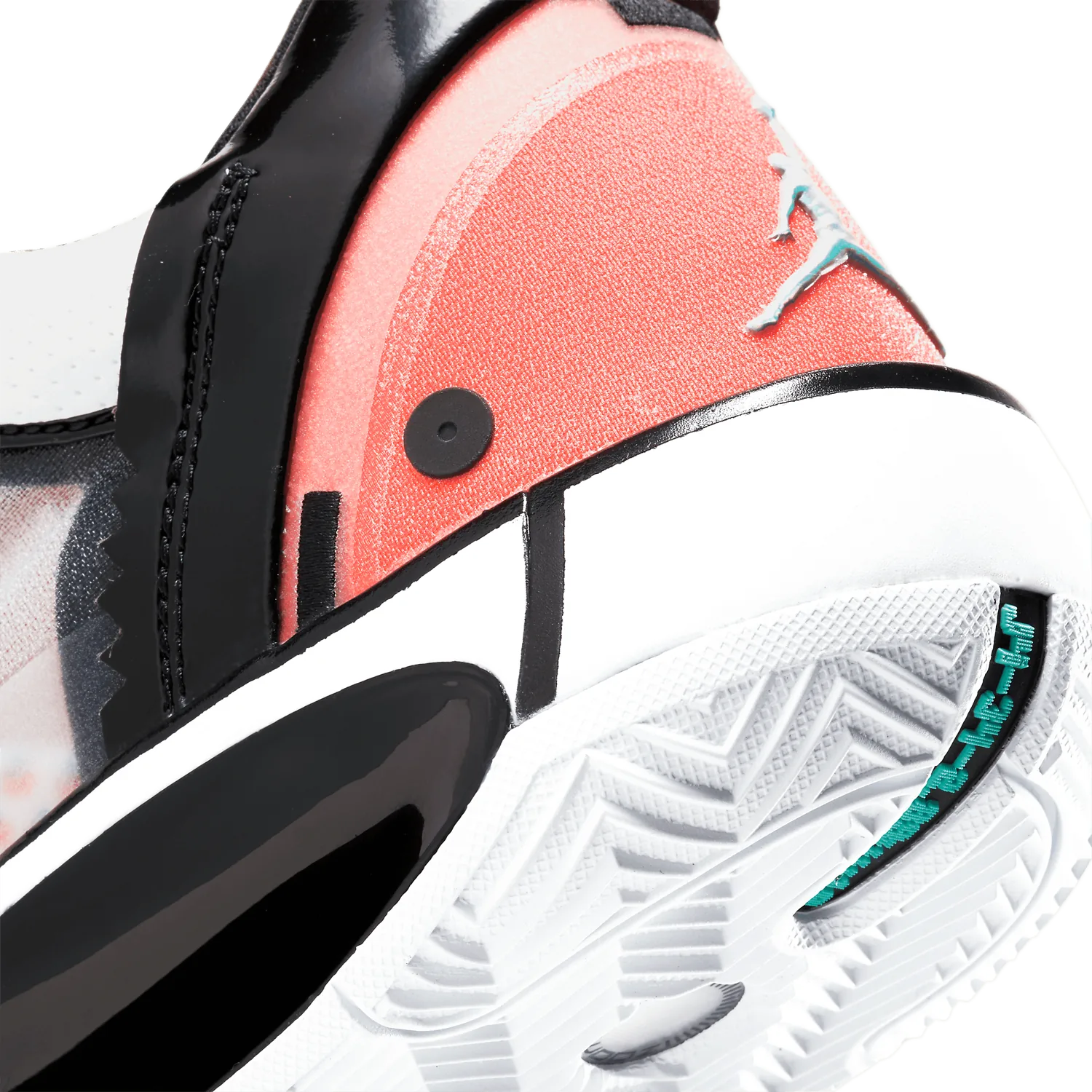 Air Jordan XXXIV Low Guo Ailun Pop Art image 7