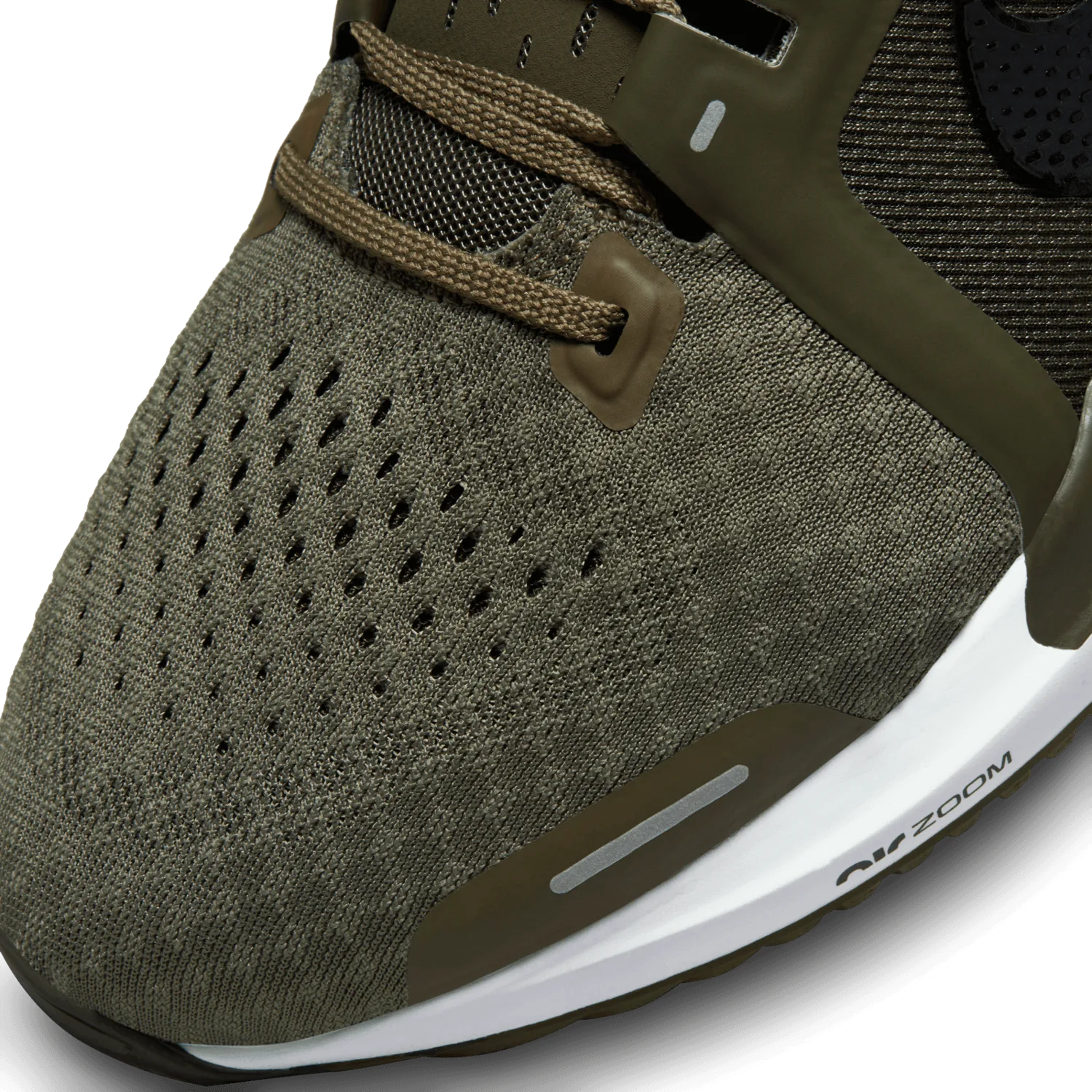 Nike Air Zoom Vomero 16 (Green) image 7