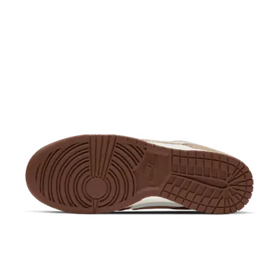 Nike Dunk Low Medium Curry