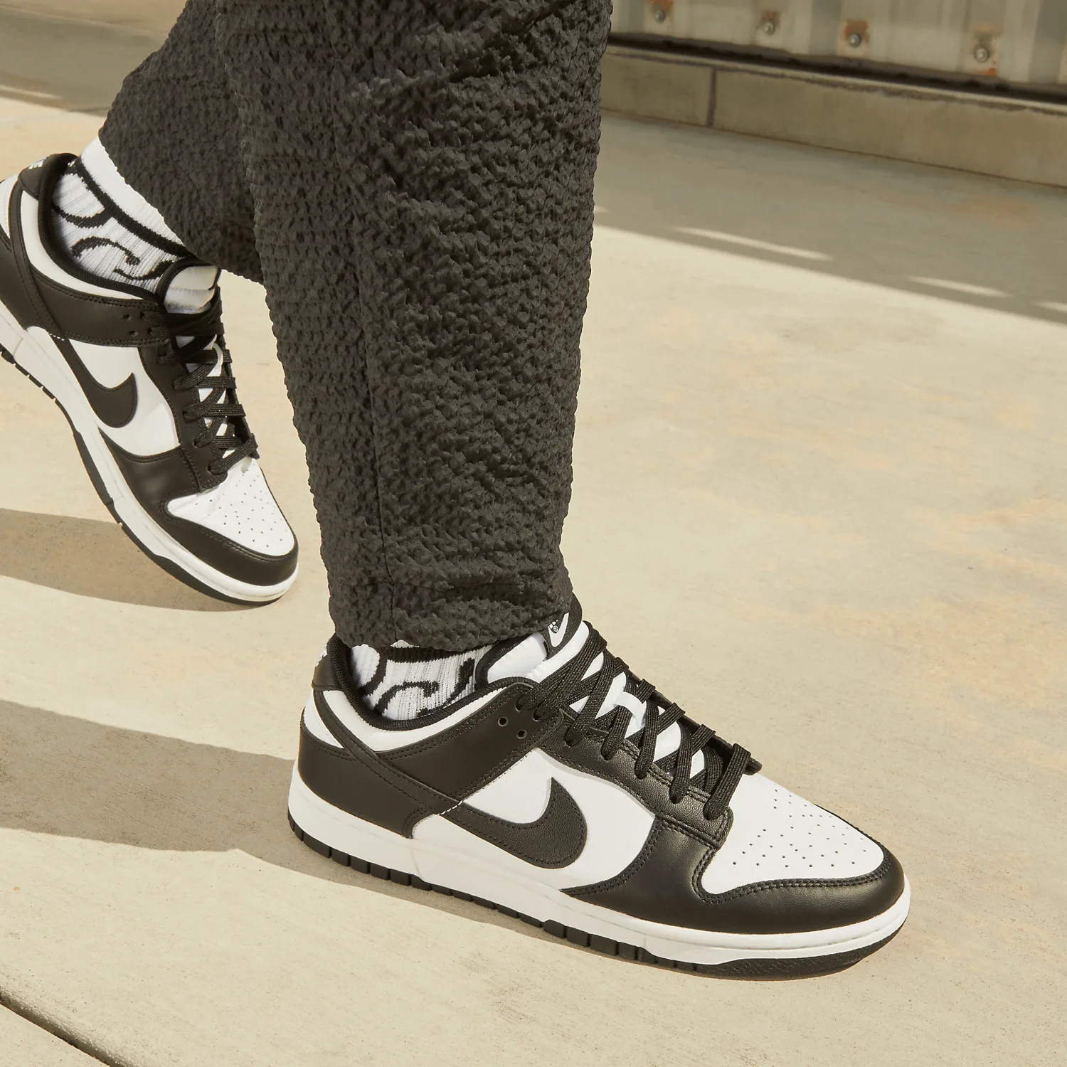 Nike Dunk Low Panda image 2