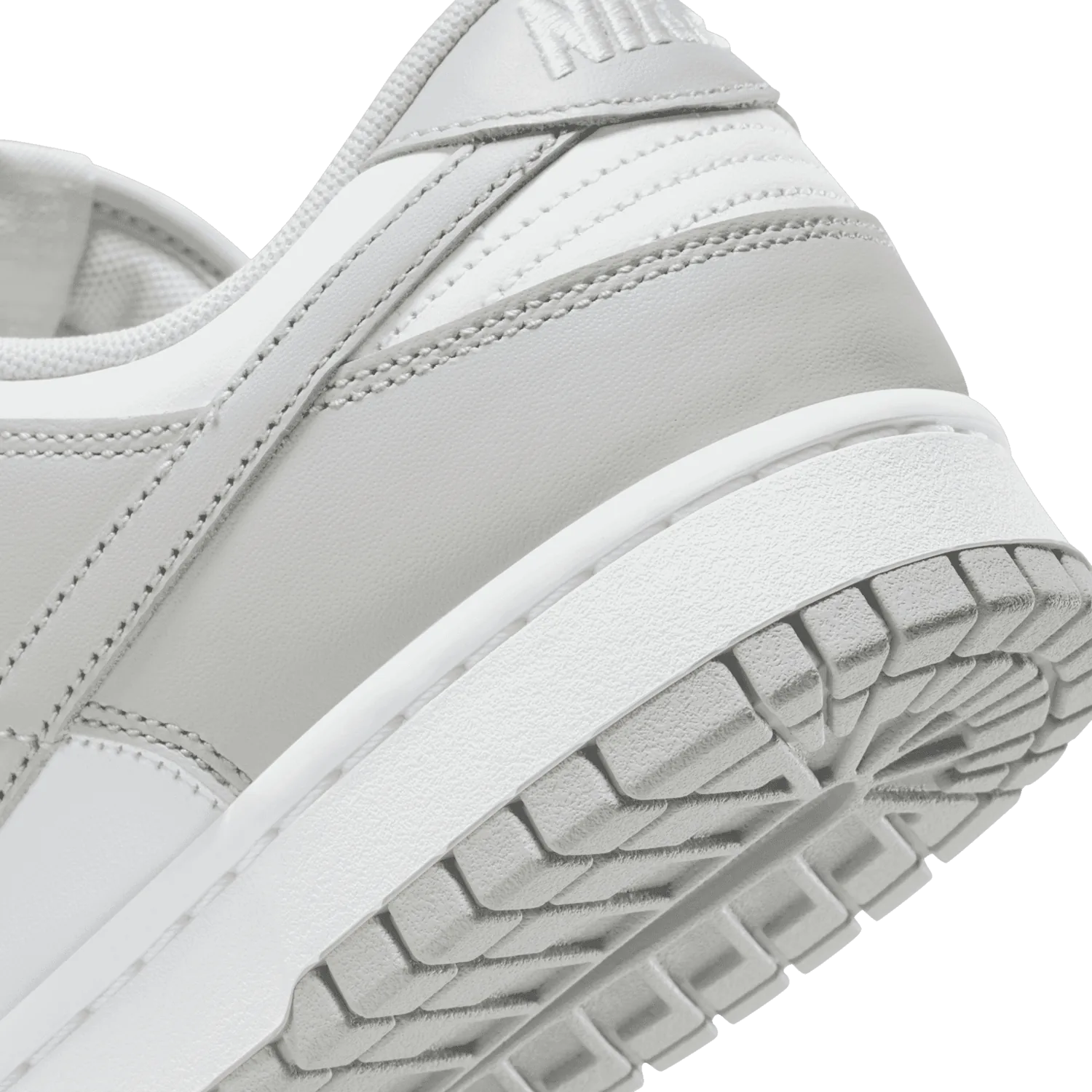 Nike Dunk Low Retro White/Grey Fog image 6