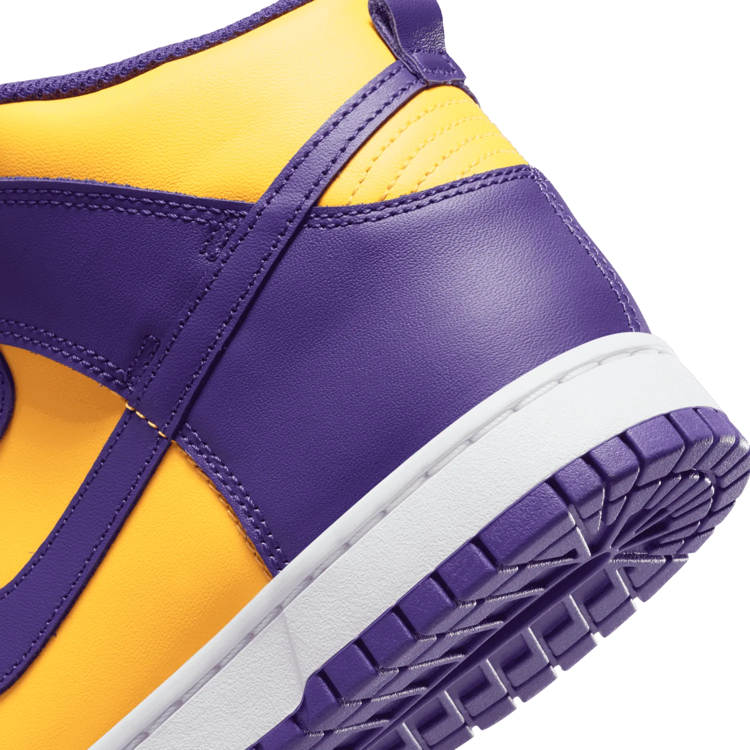 Nike Dunk High Lakers image 7
