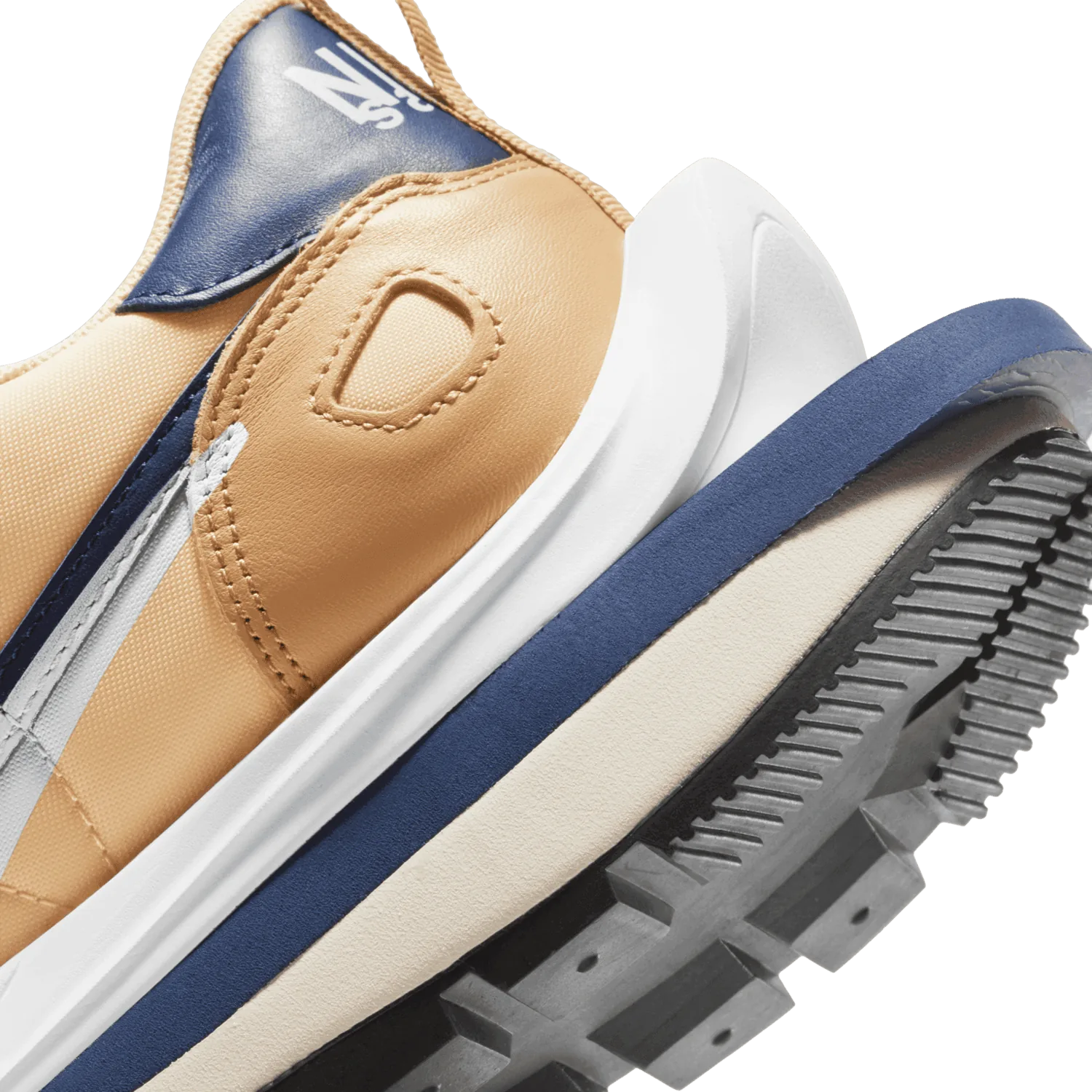 Nike VaporWaffle sacai Sesame and Blue Void image 9