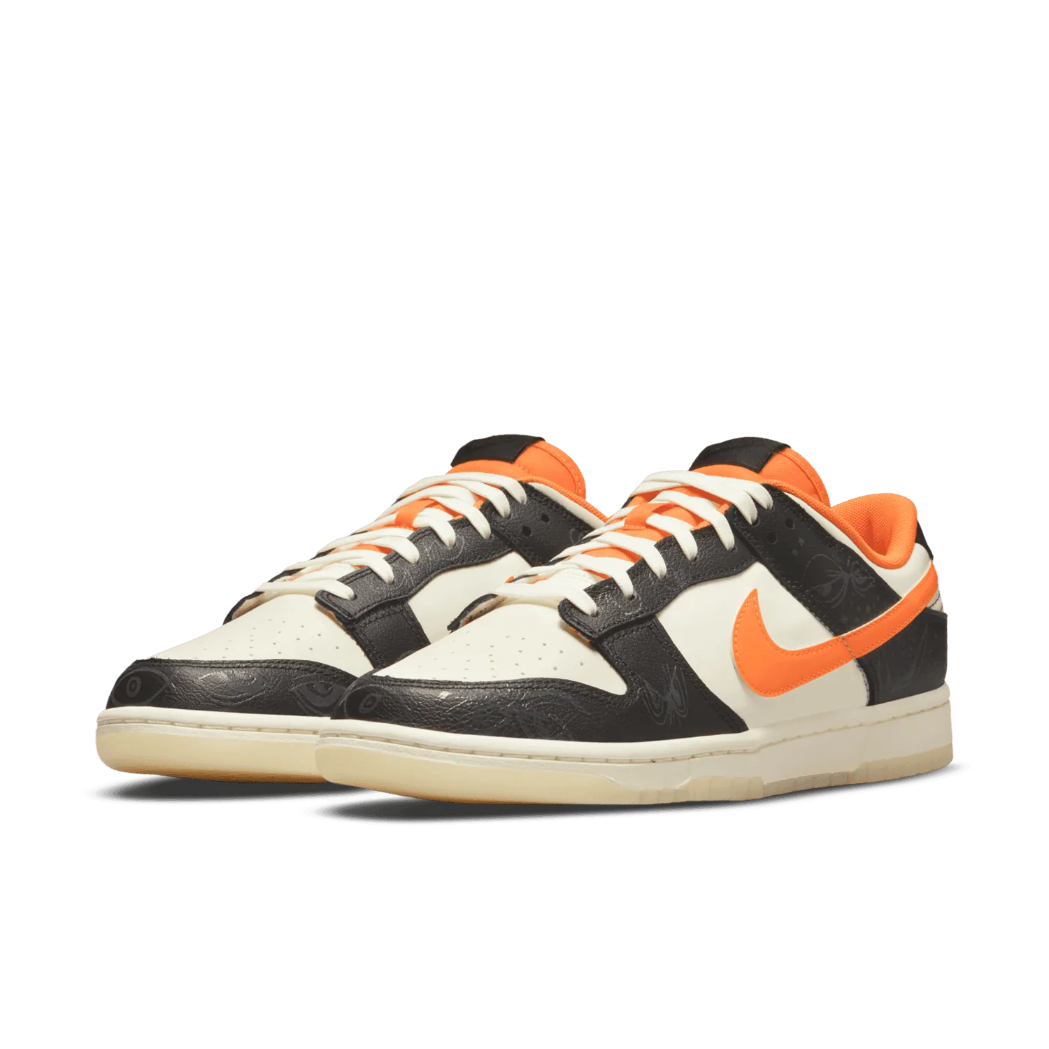 Nike Dunk Low PRM Halloween image 6