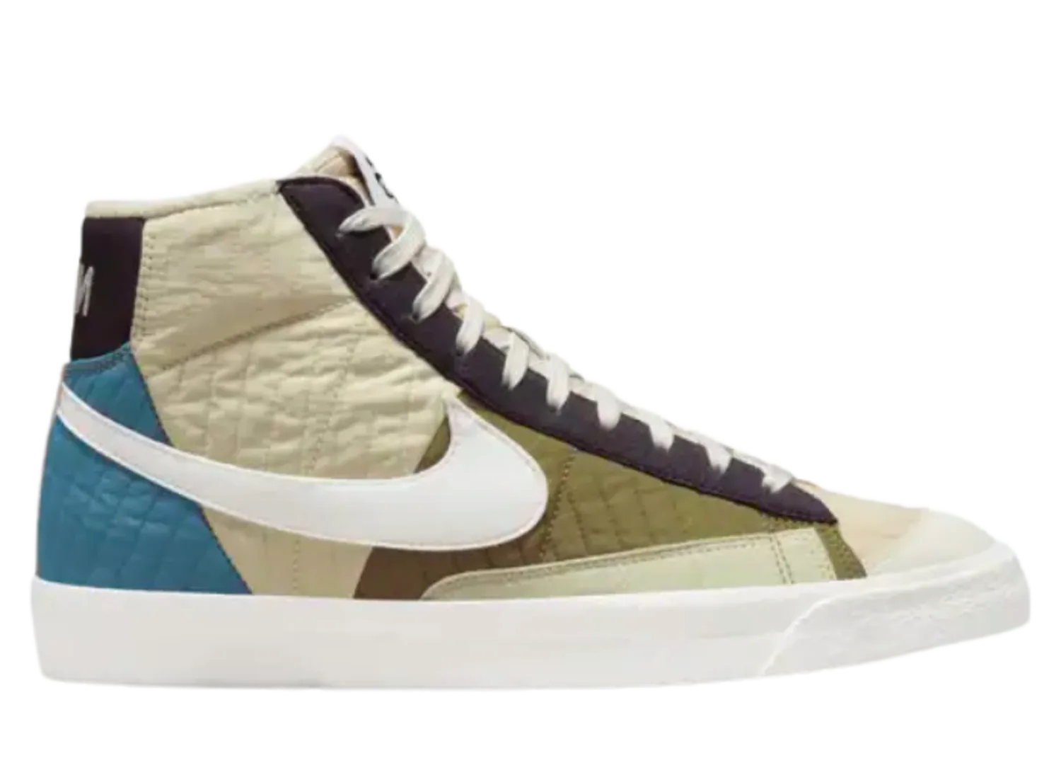 Nike Blazer Mid 77 Premium Toast Sail Quilted