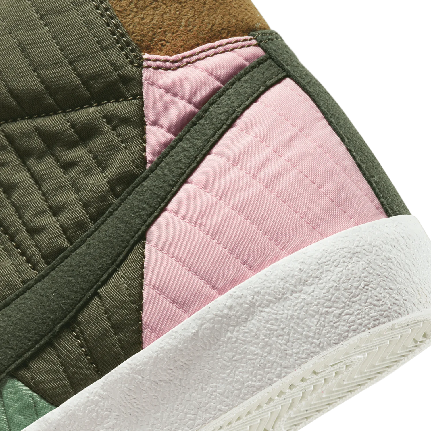 Nike Blazer Mid '77 Premium Shoes image 7