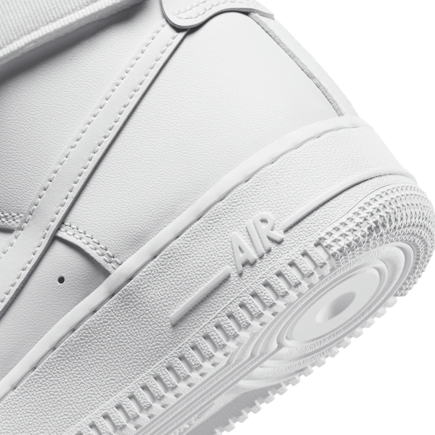 Nike Air Force 1 High Shoes image 11