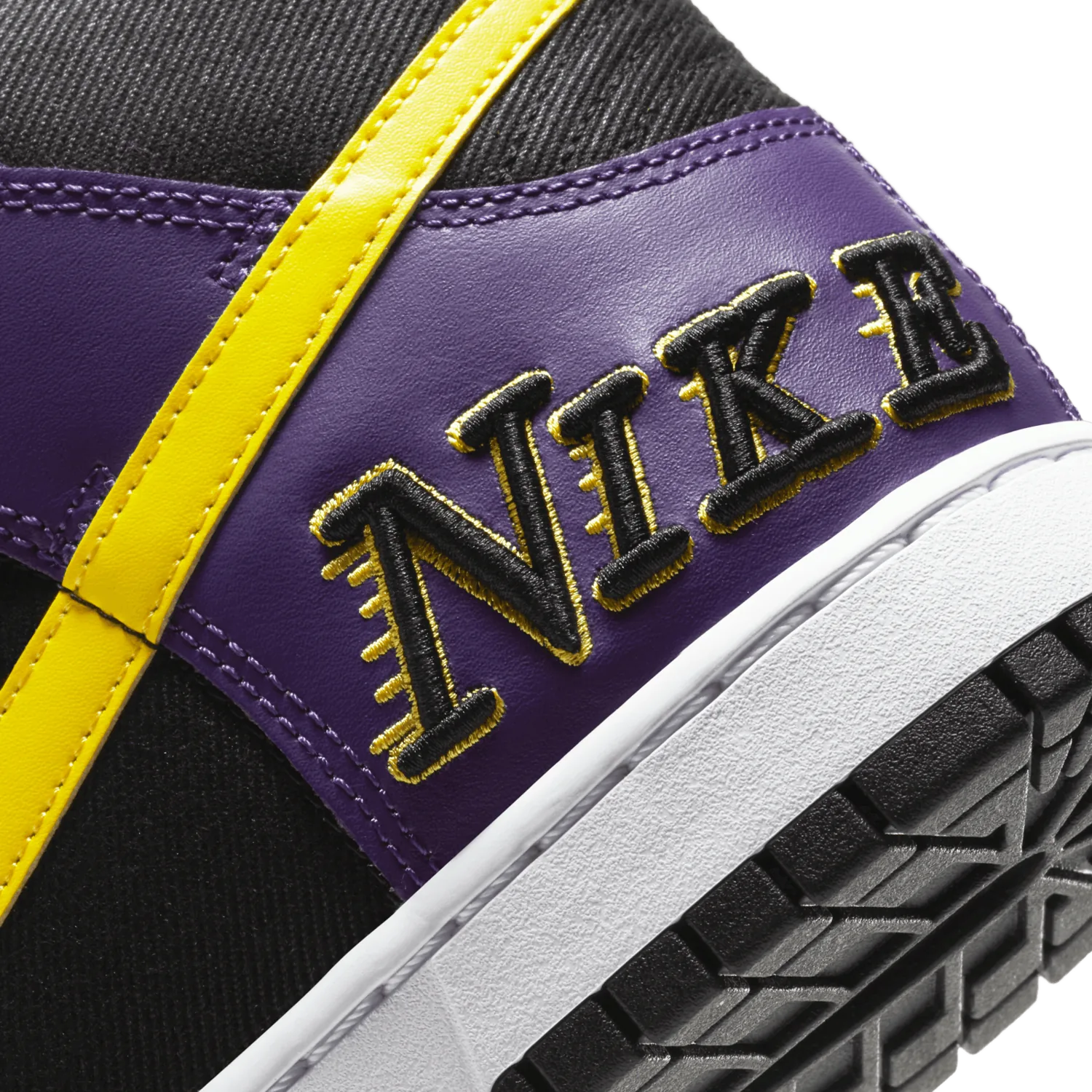 Nike Dunk High EMB Lakers image 7