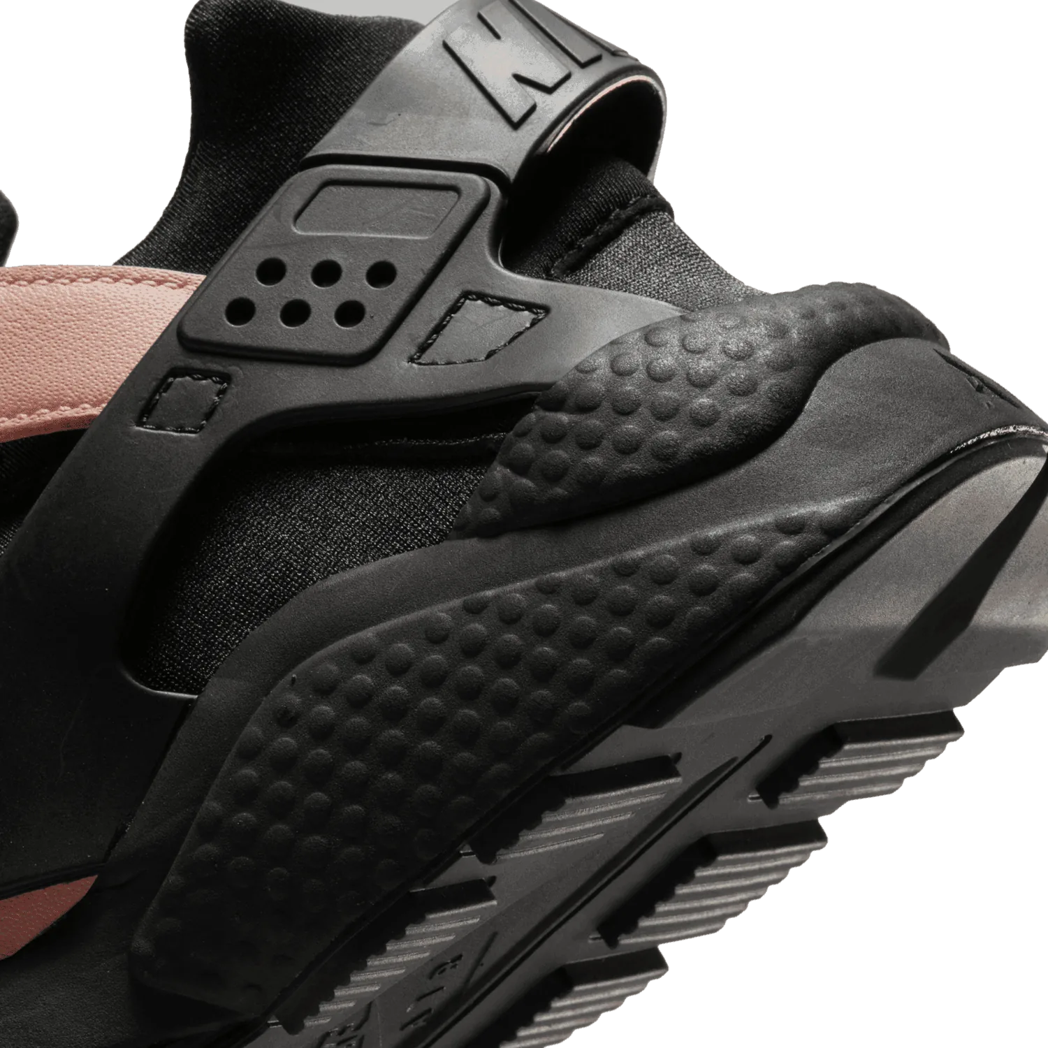 Nike Air Huarache LE Shoes image 7