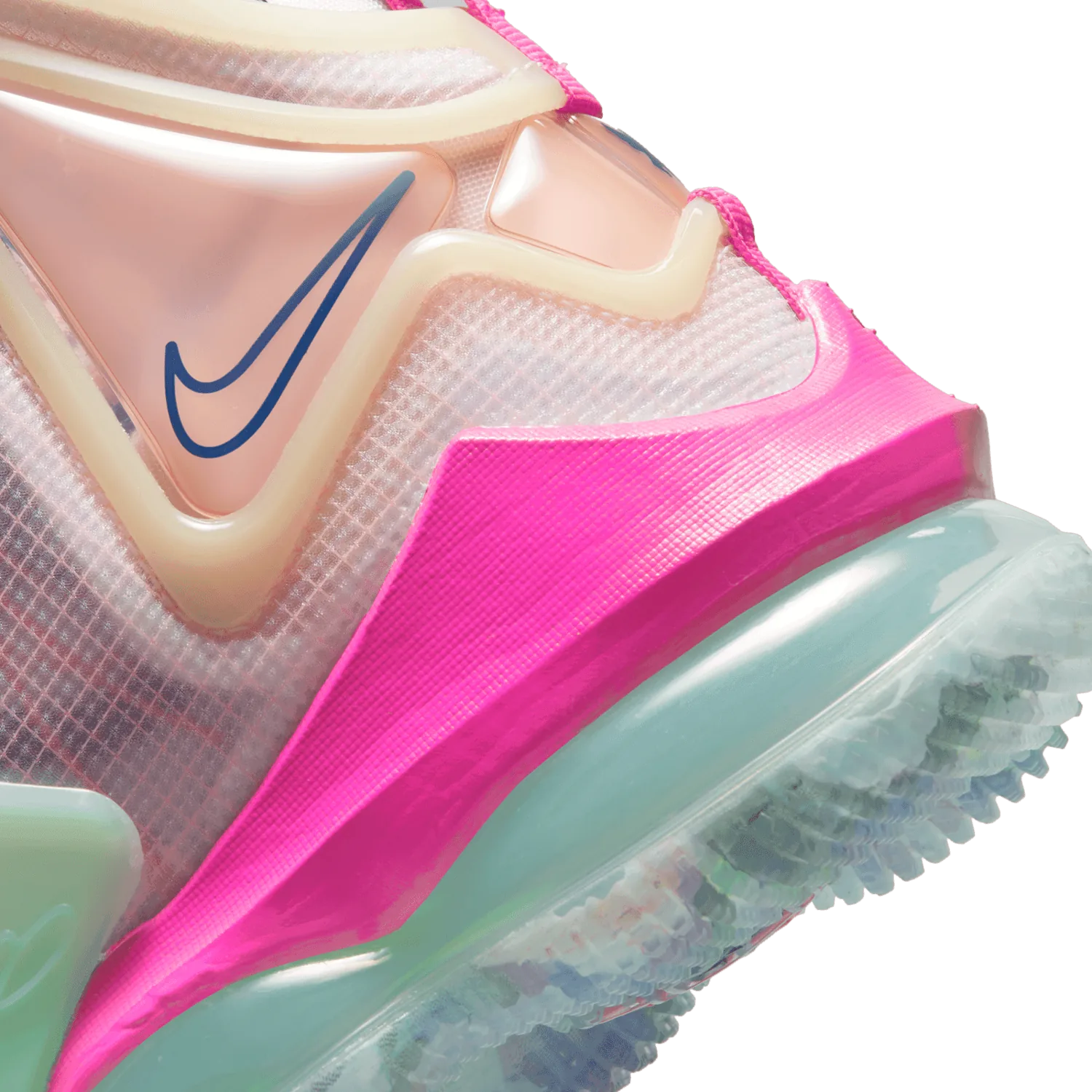 Nike LeBron 19 Basketball Shoes image 9