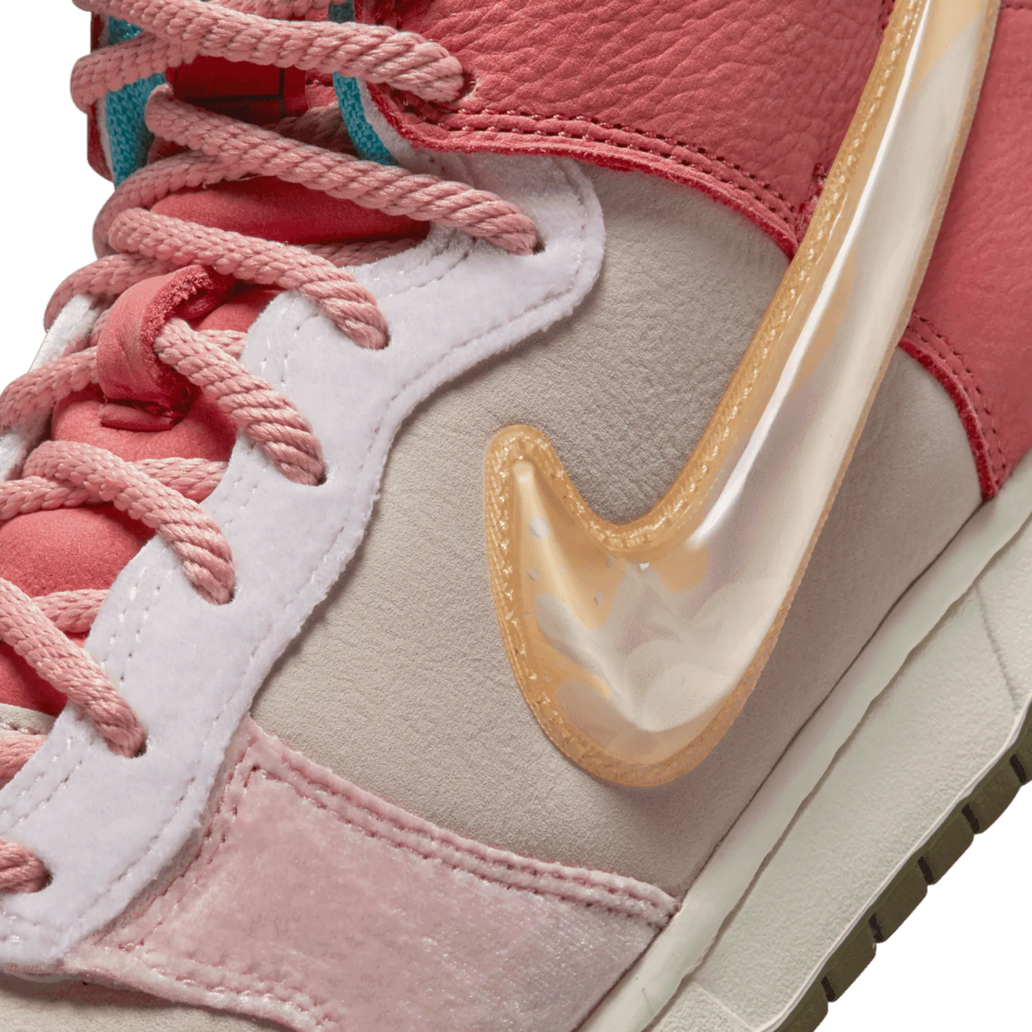 Nike Dunk Mid Social Status Free Lunch Strawberry Milk image 14