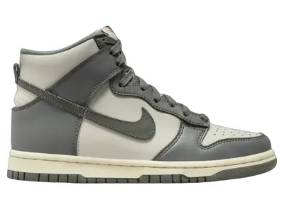 Nike Dunk High Tumbled Grey