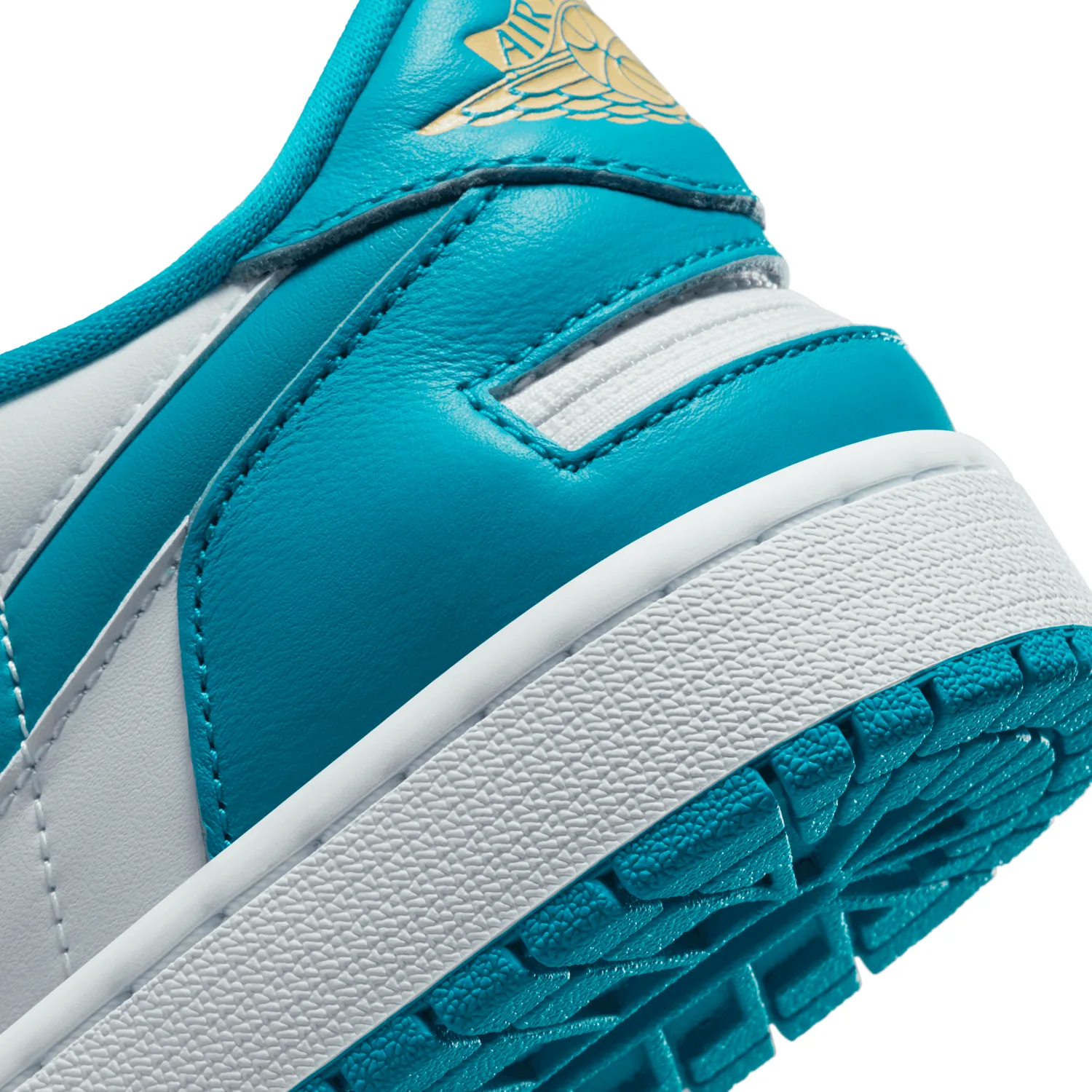 Air Jordan 1 Low Flyease White Aquatone image 9