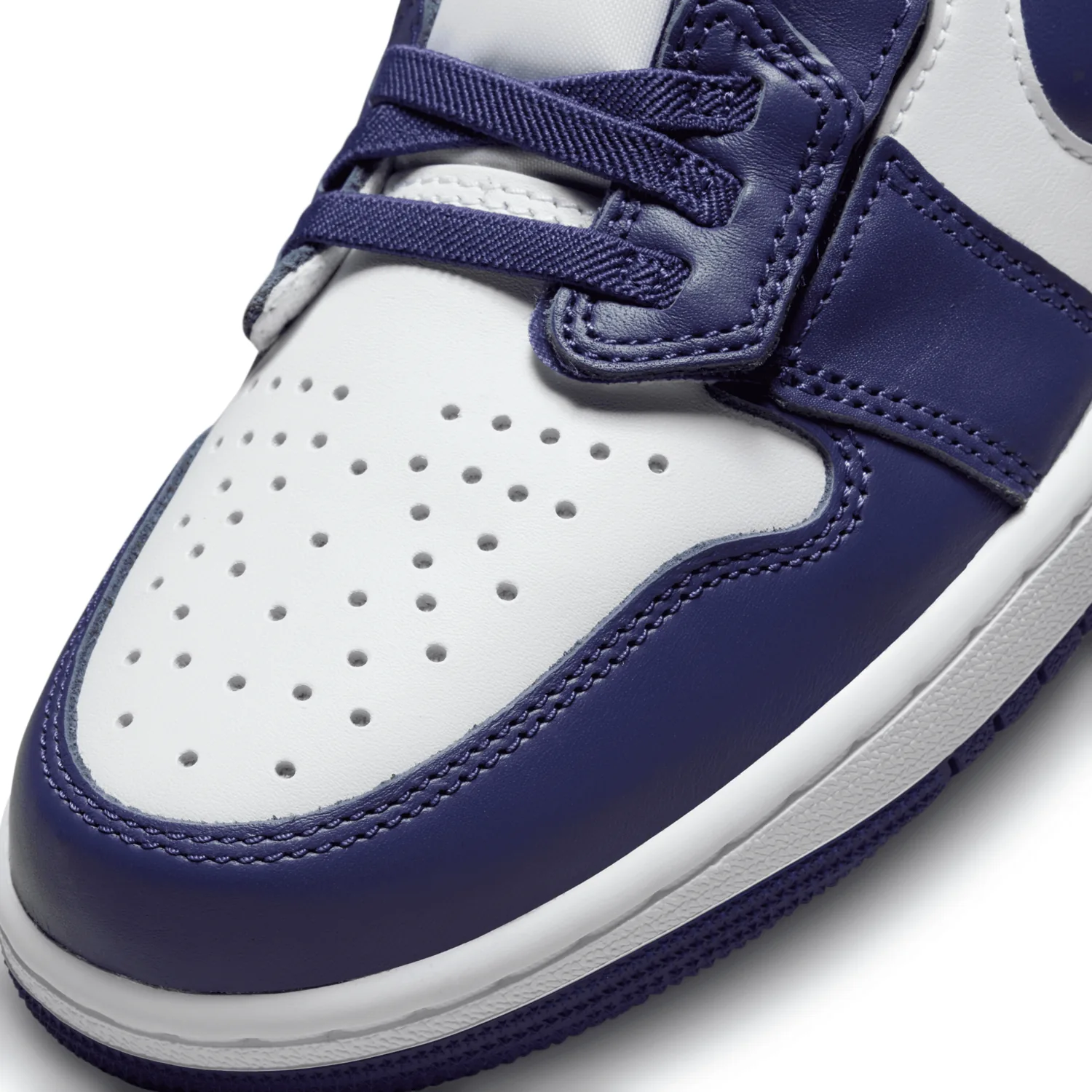 Air Jordan 1 Low Flyease Sky J Purple image 8