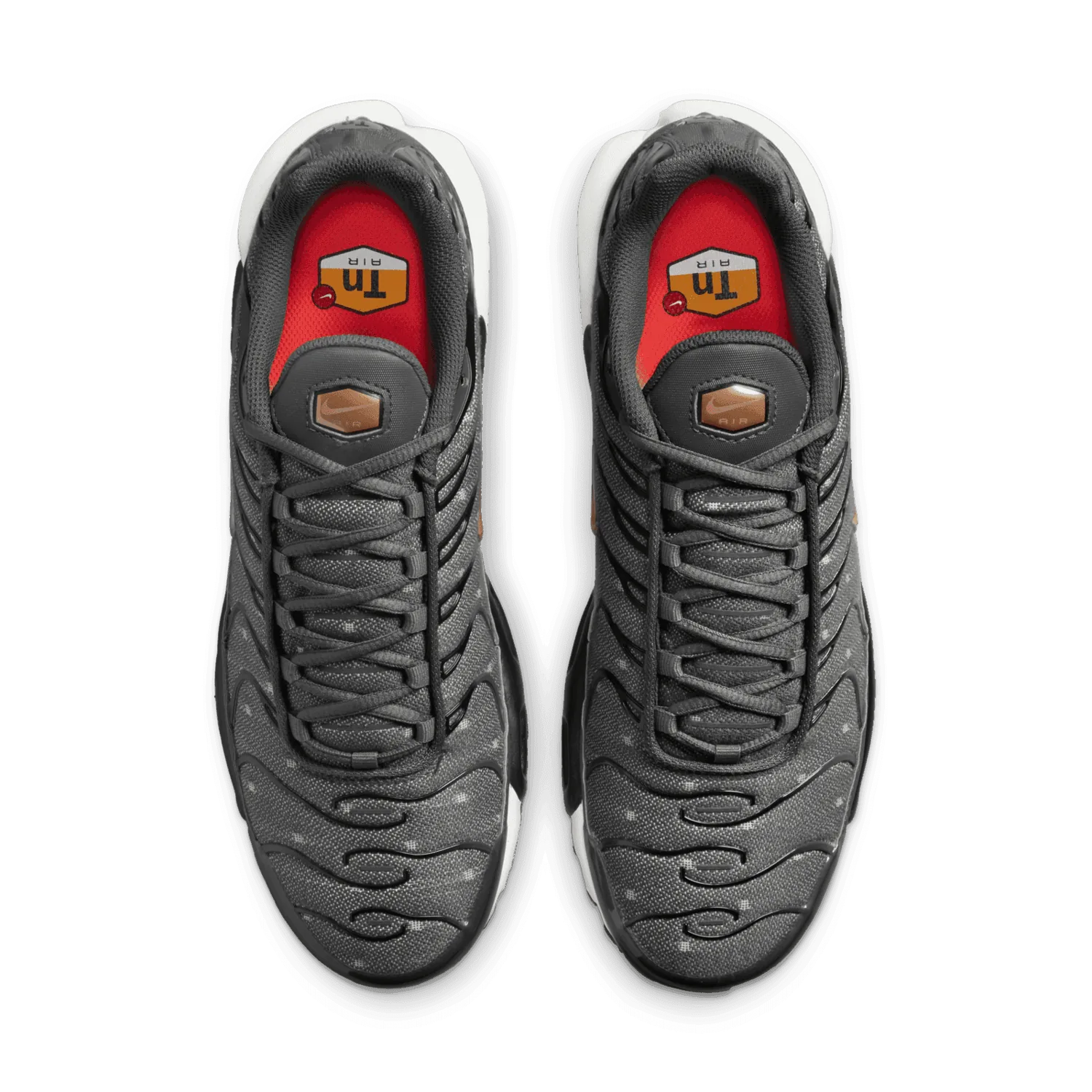 Nike Air Max Plus SE Shoes image 3