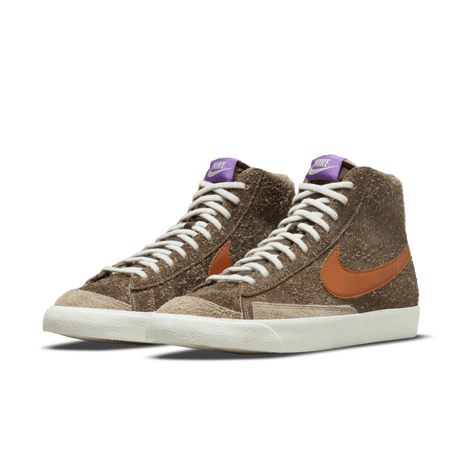 Nike Blazer Mid '77 Premium Basketball Shoes image 4