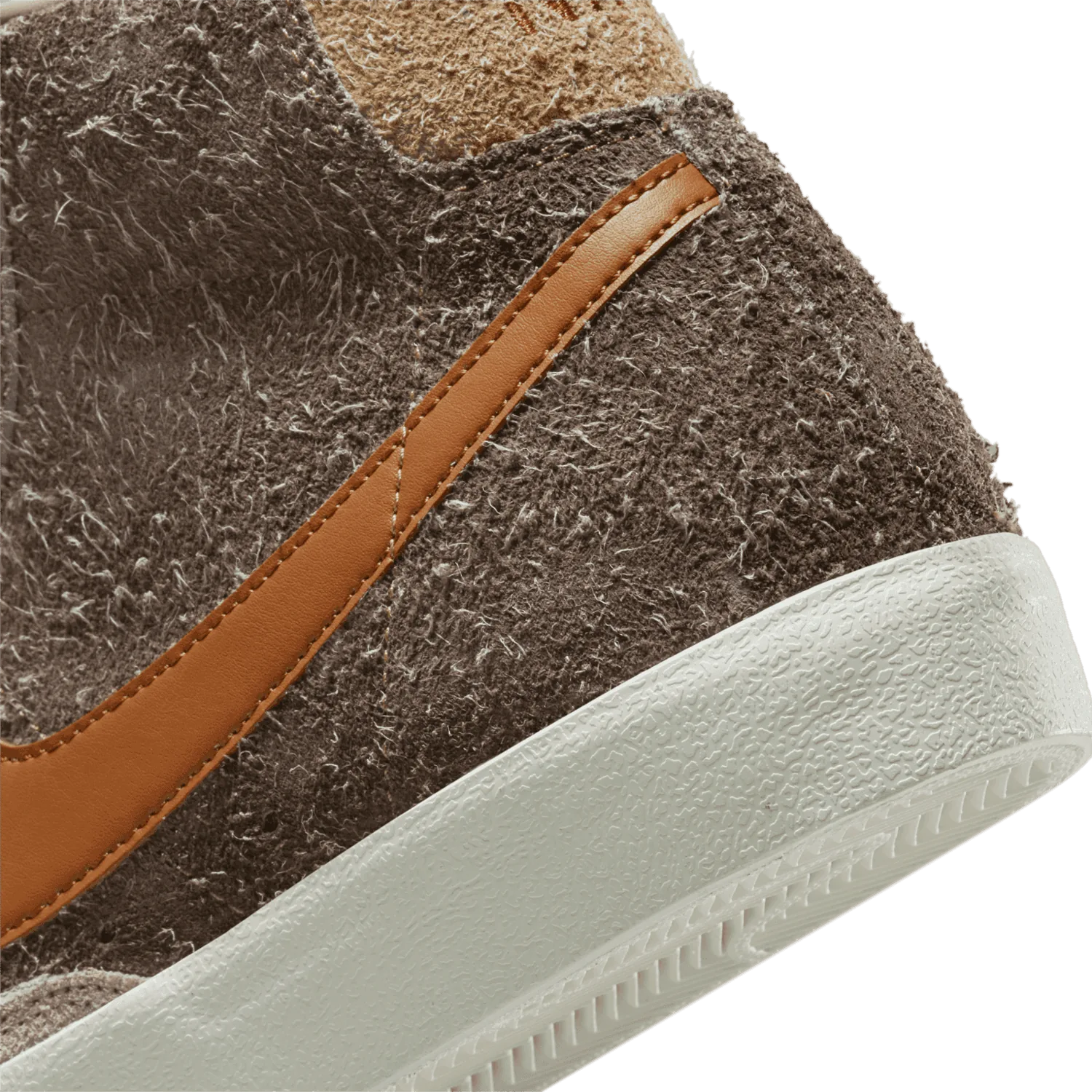 Nike Blazer Mid '77 Premium Basketball Shoes image 7