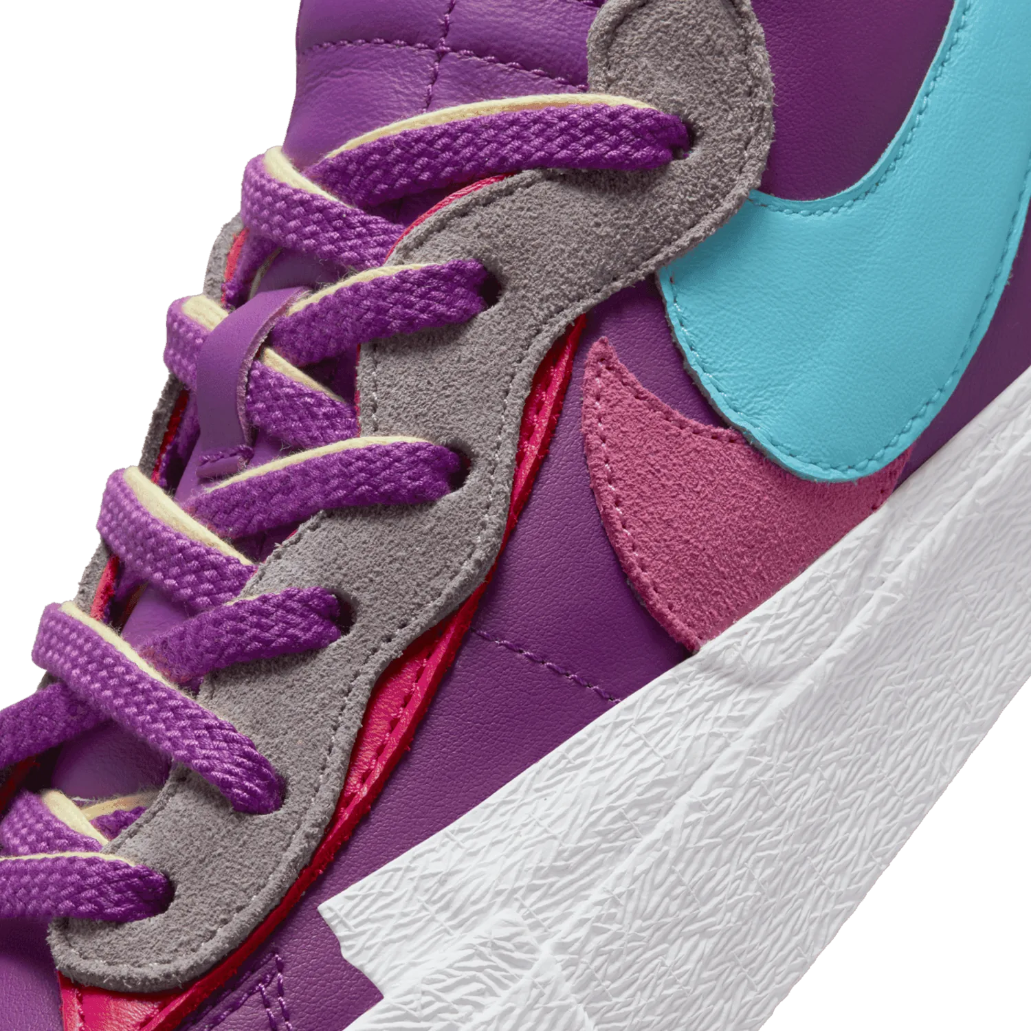 Nike Blazer Low sacai KAWS Purple image 12