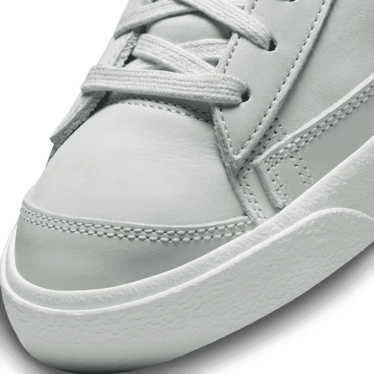 Nike Blazer Mid Premium Shoes image 7