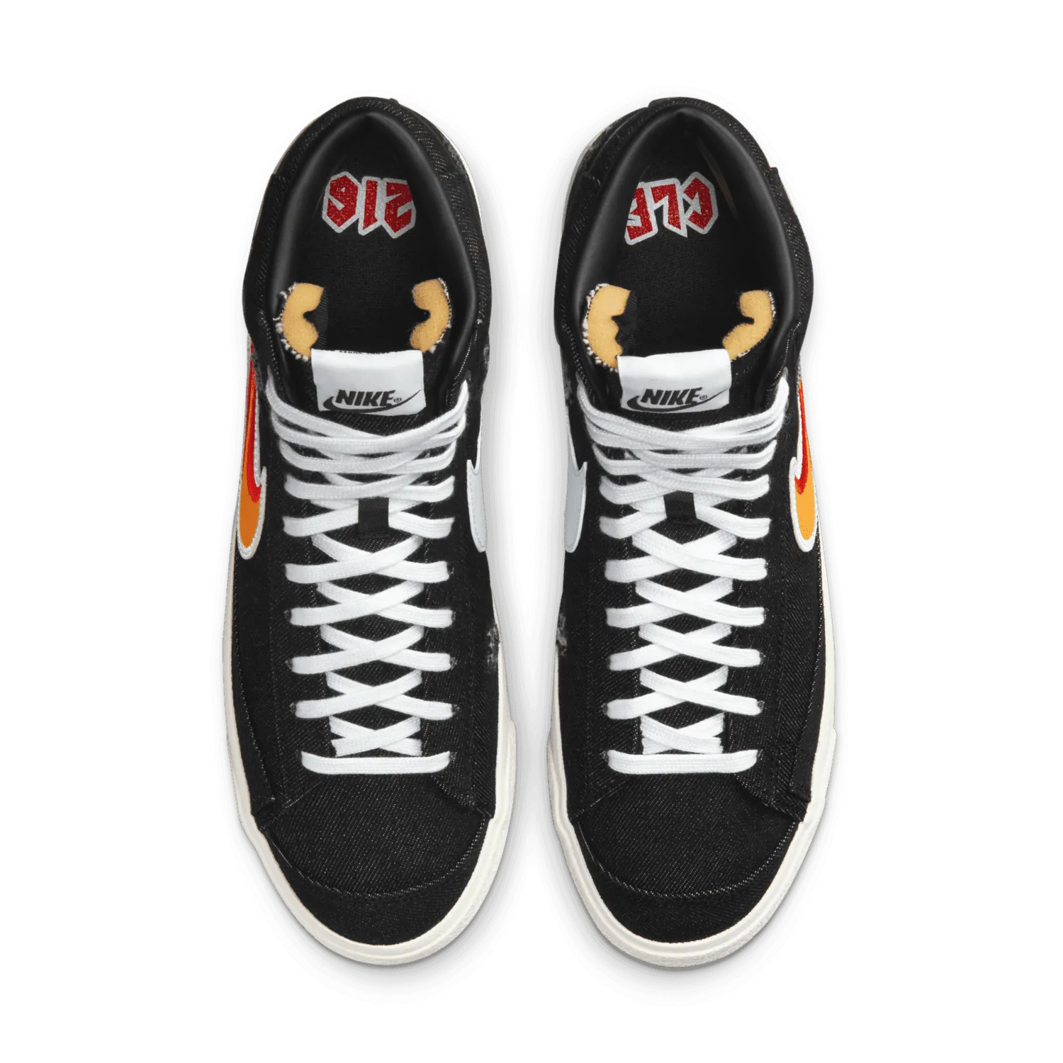 Nike Blazer Mid '77 Shoes image 3