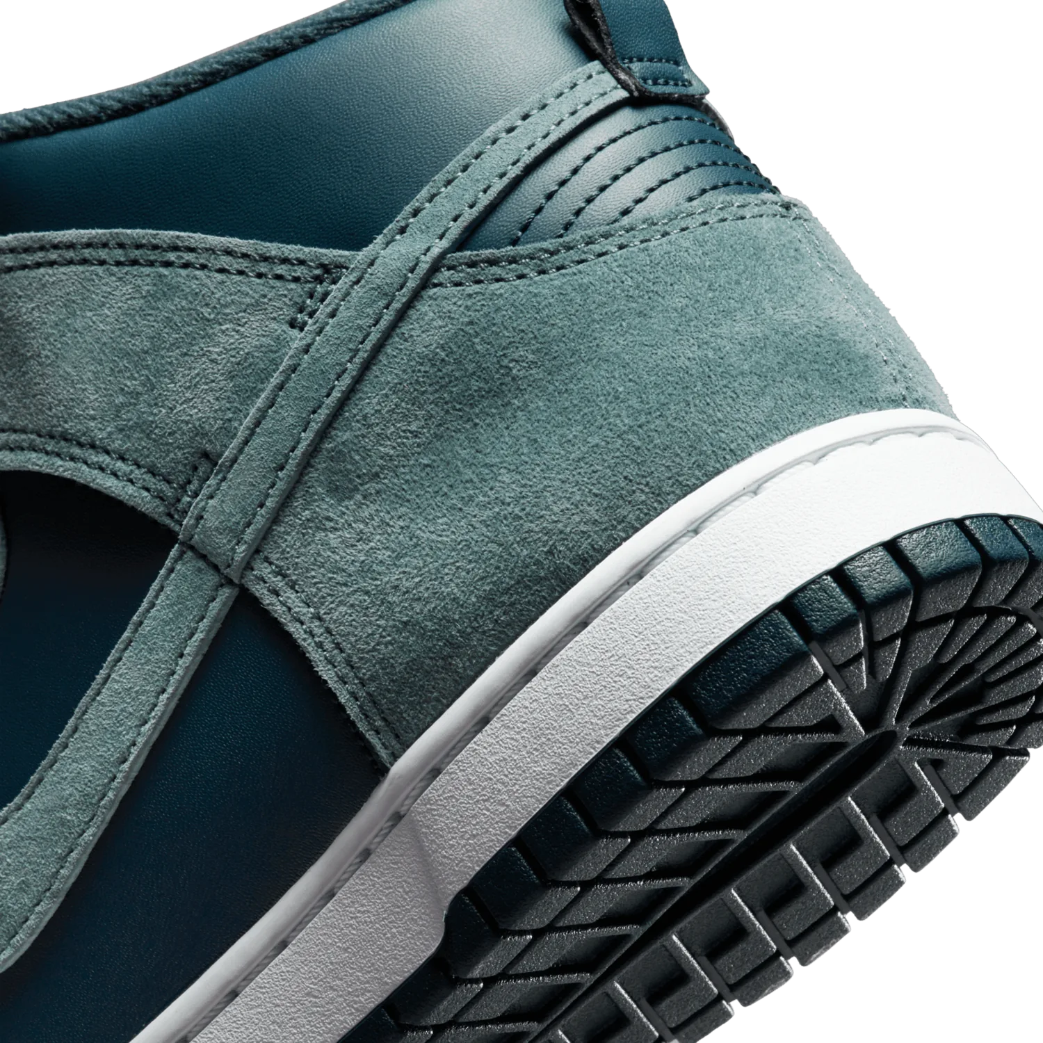 Nike Dunk High PRM Armory Navy image 7