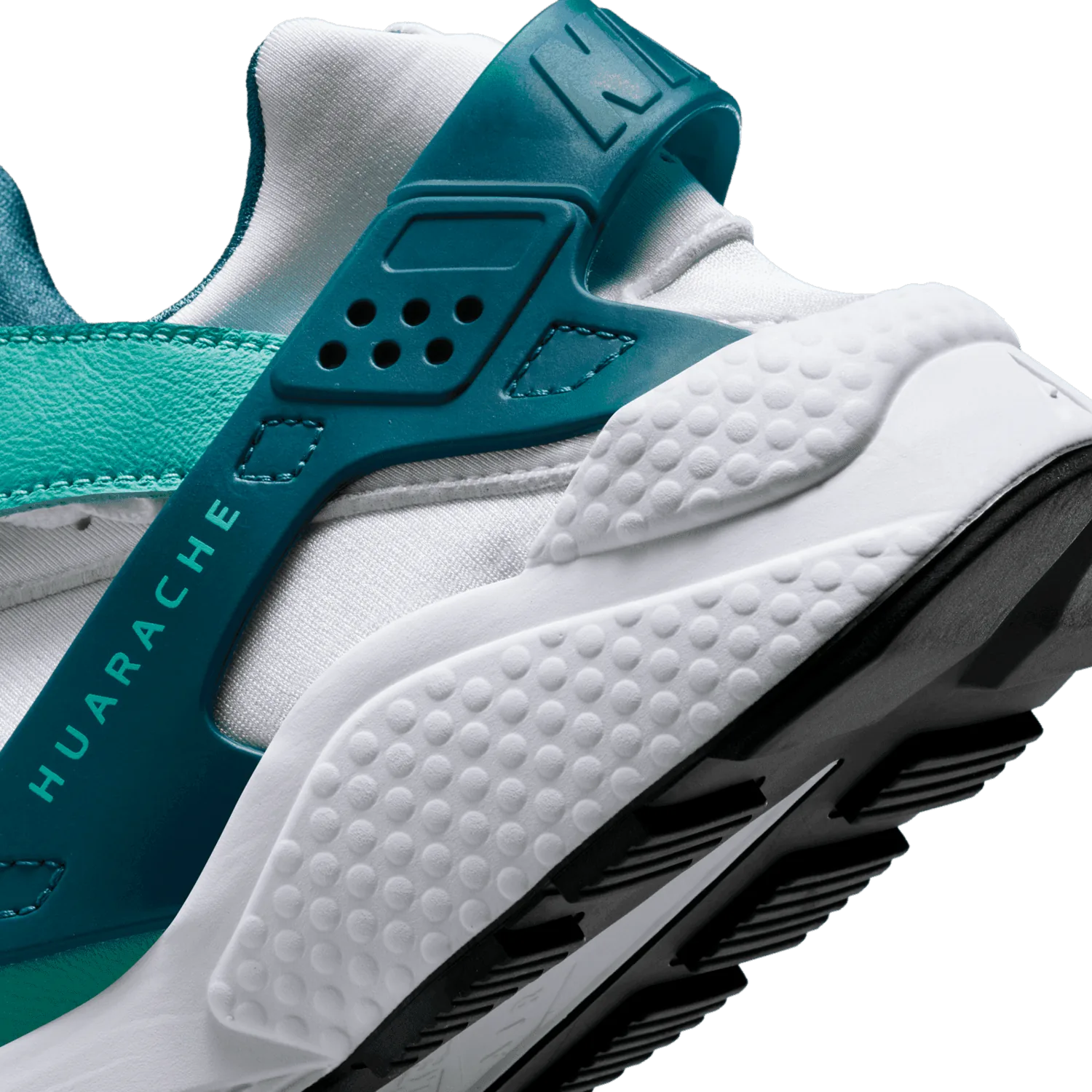 Nike Air Huarache Shoes image 8