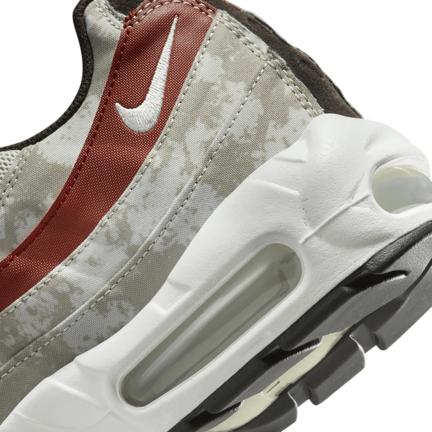 Nike Air Max 95 Social FC image 10