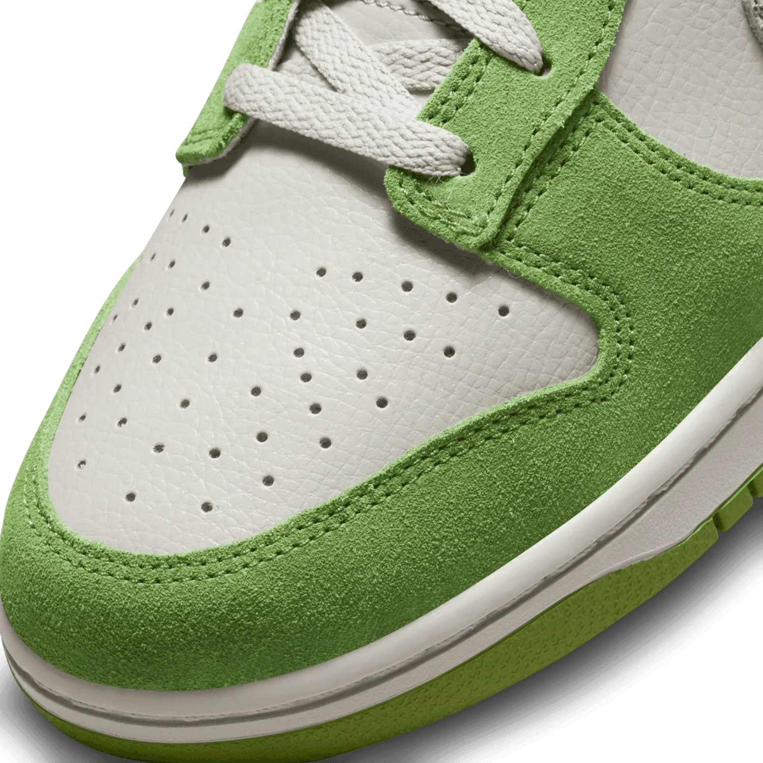 Nike Dunk Low Safari Swoosh Chlorophyll image 6