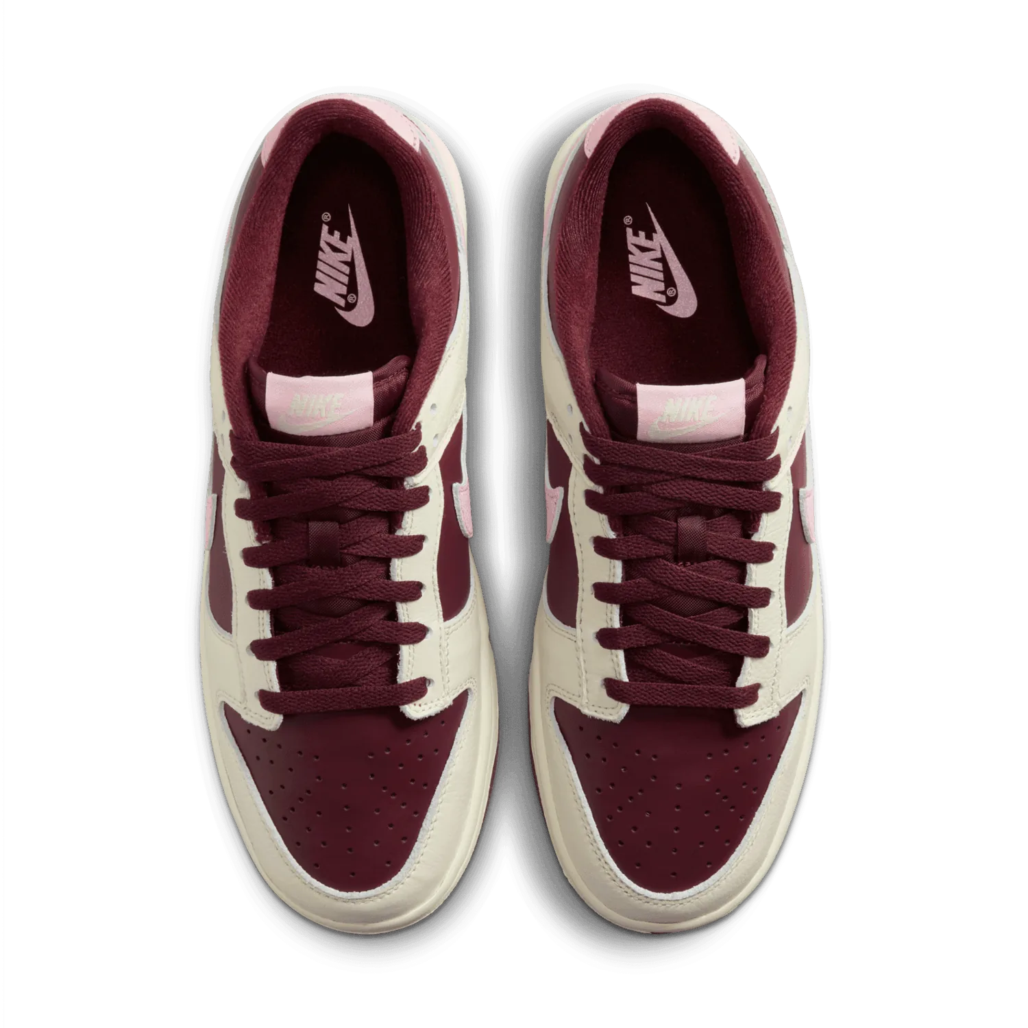 Nike Dunk Low Valentine’s Day (2023) image 3