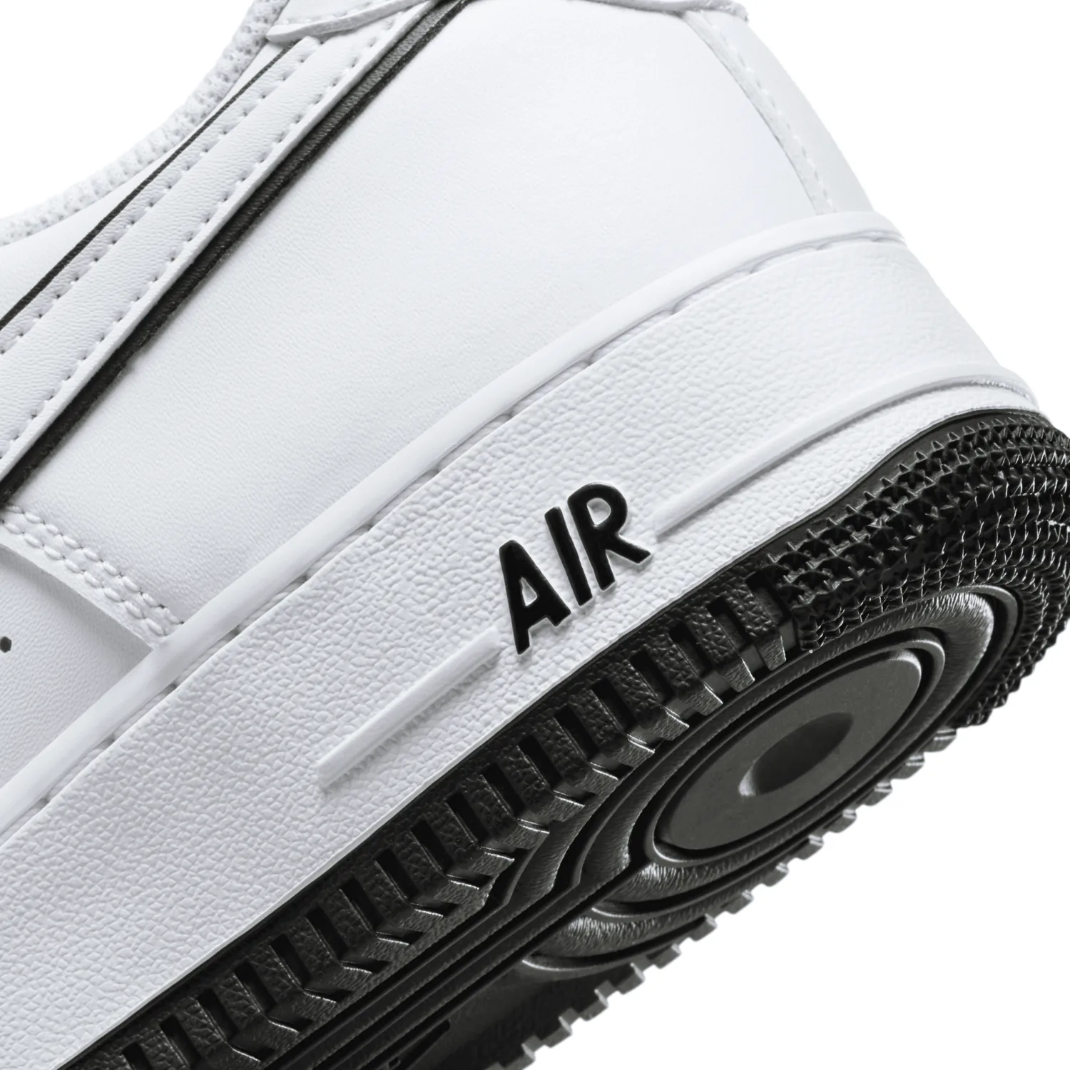 Nike Air Force 1 '07 'White Black Outline' image 7