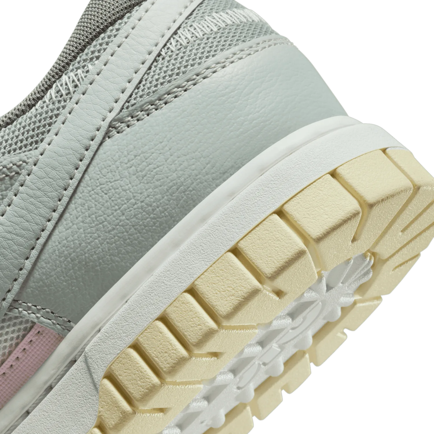 Nike Dunk Low Remastered Light Silver Pink Foam image 9